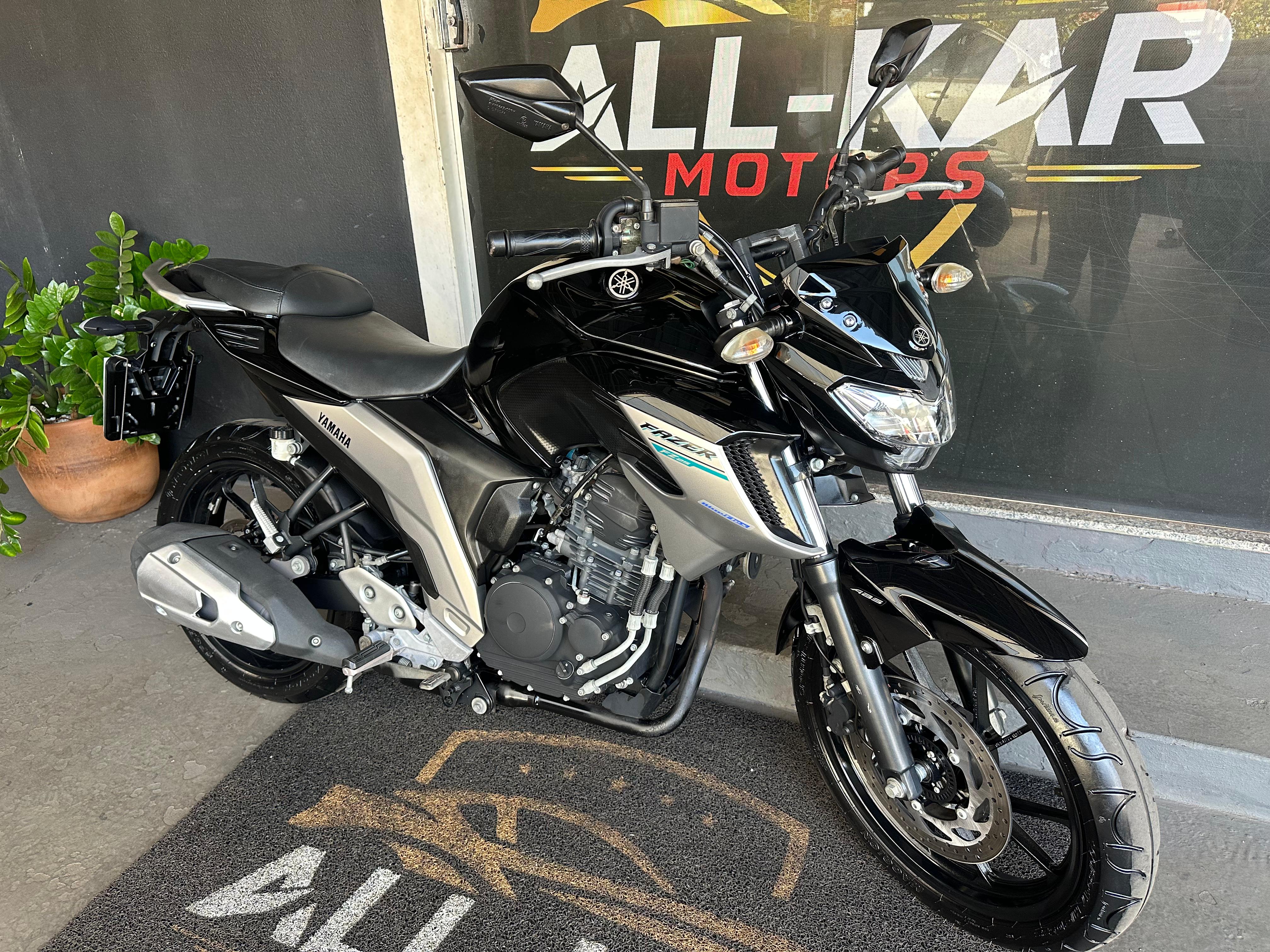 YAMAHA FZ25 250 Fazer 2021