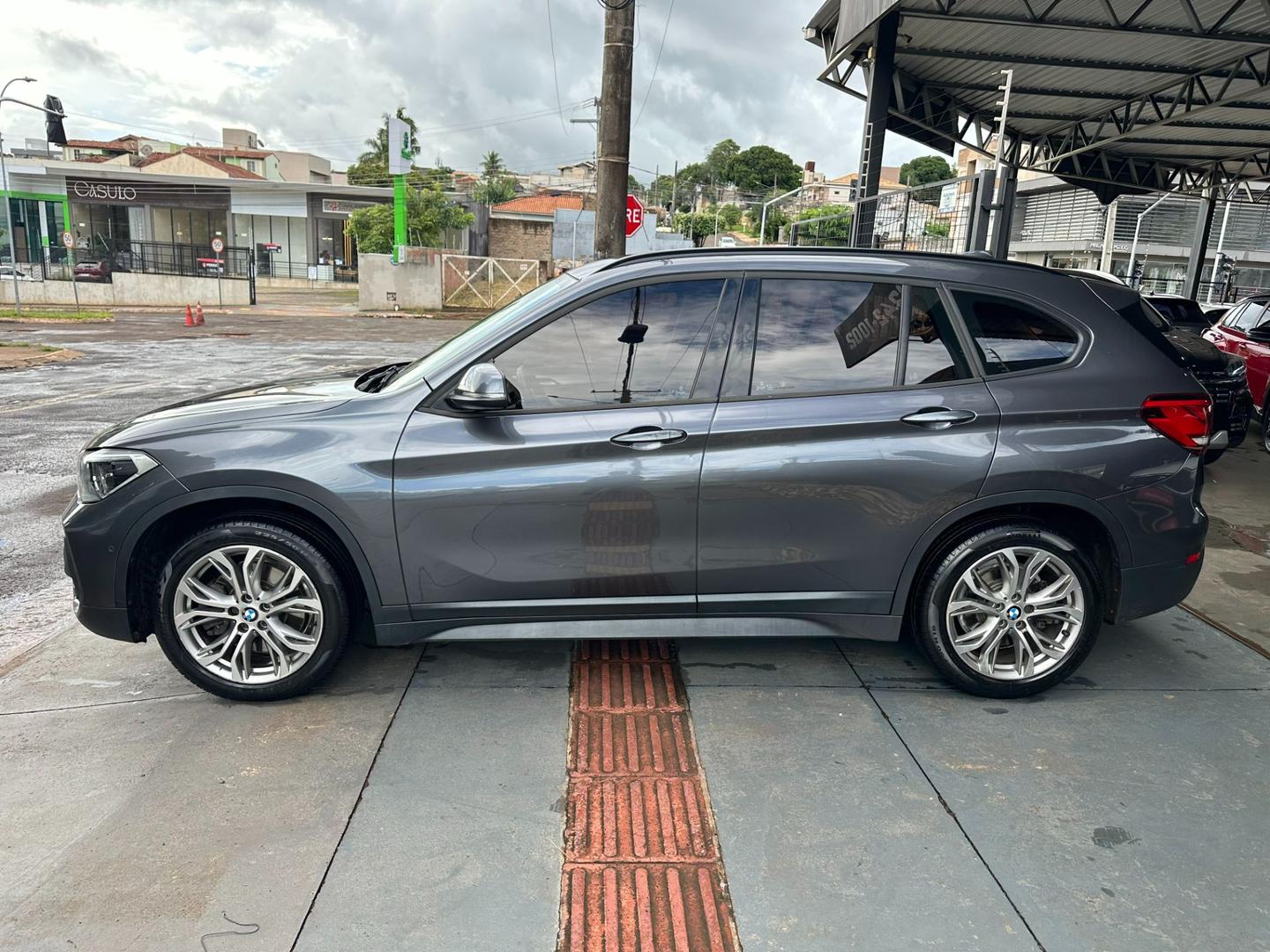 BMW X1 sDrive20i 2.0T 16v 2021 - miniatura 6