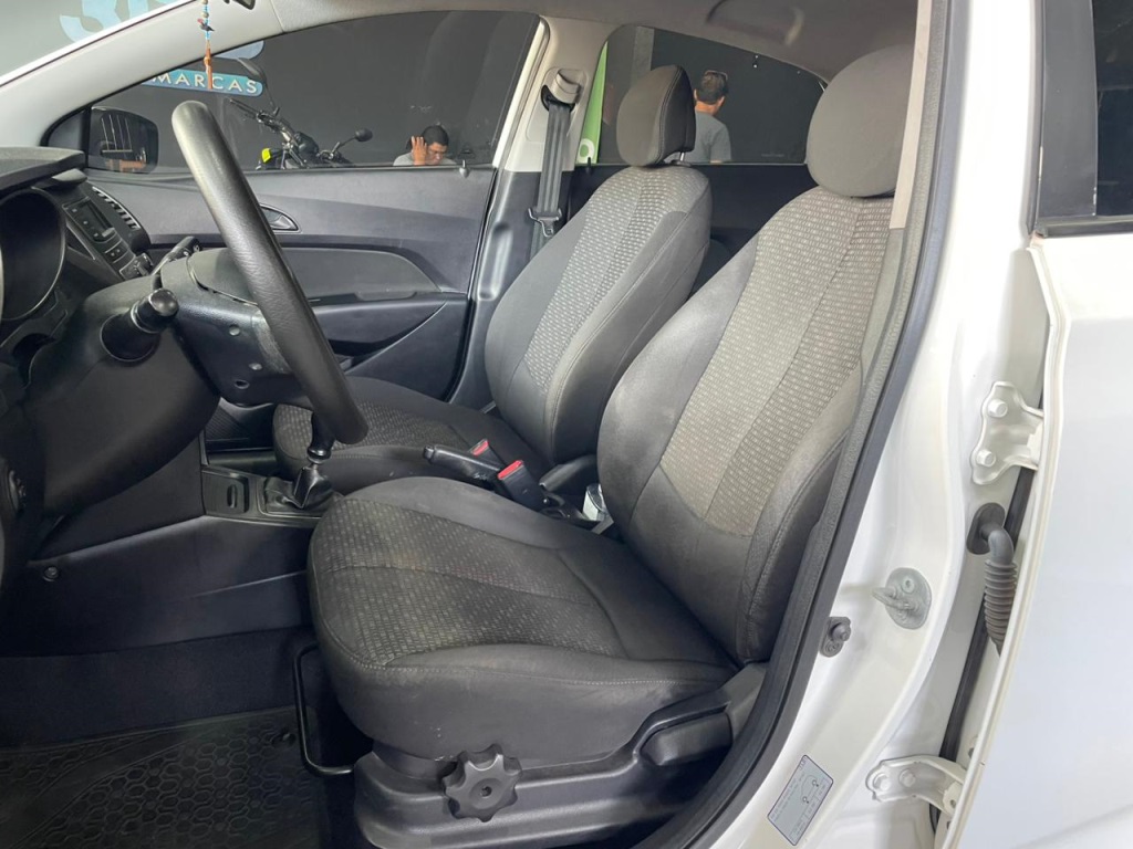 HYUNDAI HB20 Comfort 1.0 12v 2017 - miniatura 6