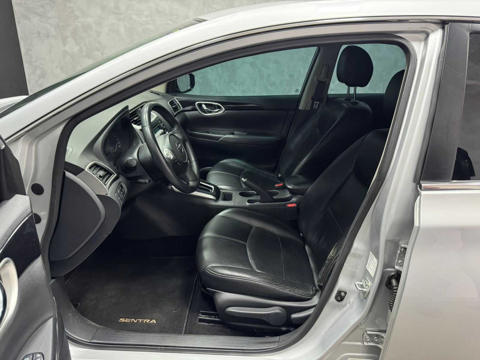 NISSAN Sentra S 2.0 16v 2019 - miniatura 7