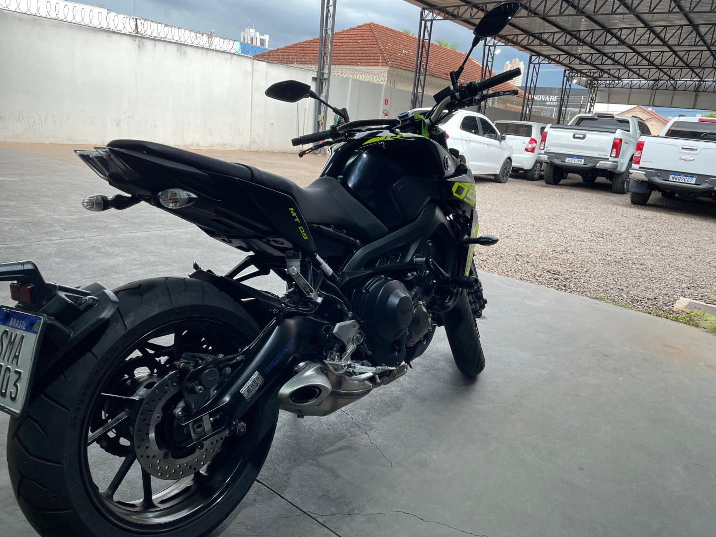 YAMAHA MT -09 850 2024 - miniatura 4
