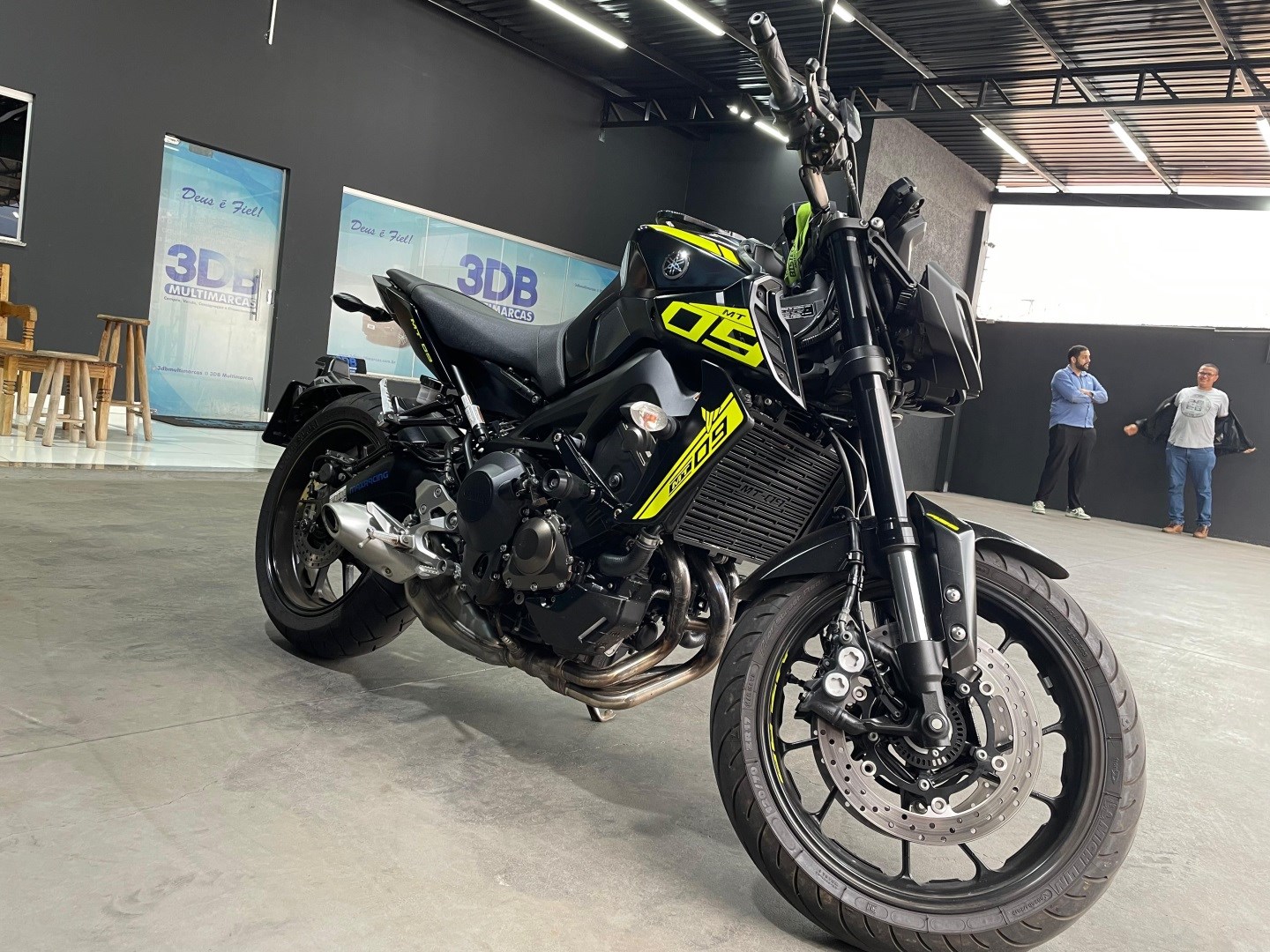 YAMAHA MT -09 850 2024 - miniatura 6