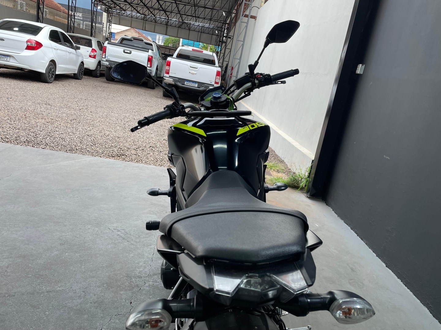 YAMAHA MT -09 850 2024 - miniatura 9