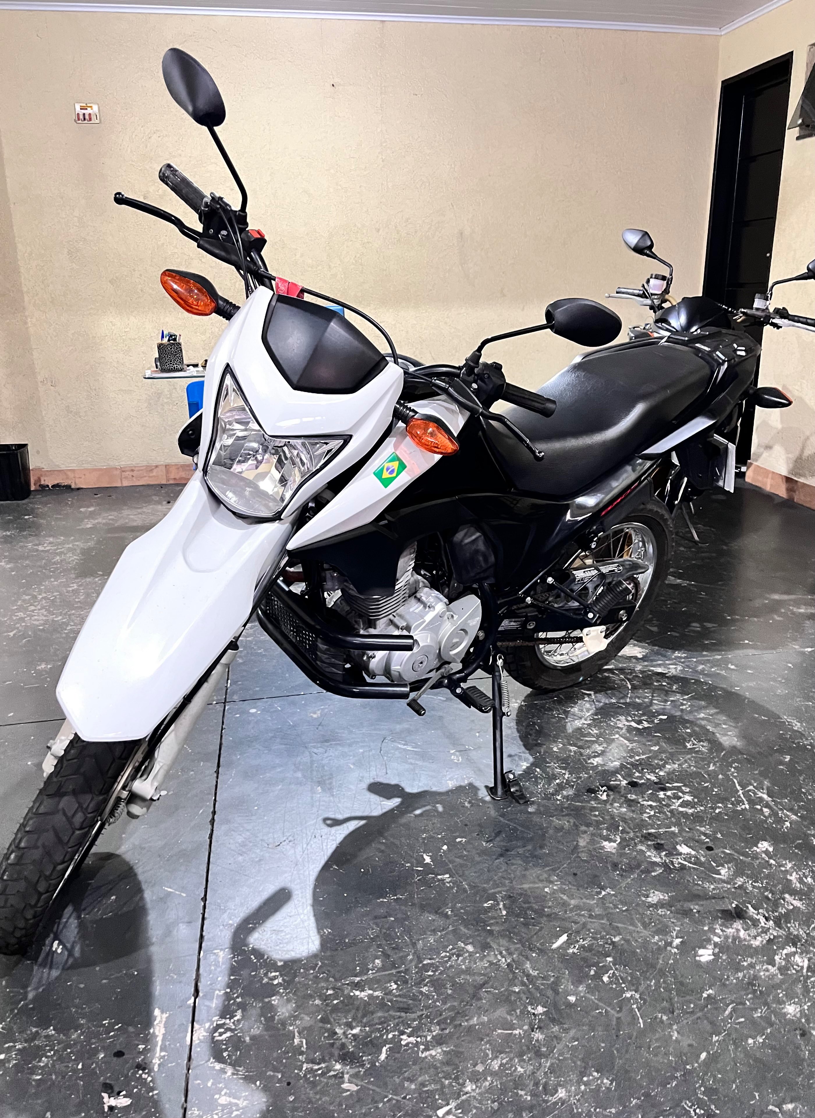 HONDA NXR 160i Bros 2018 - miniatura 2