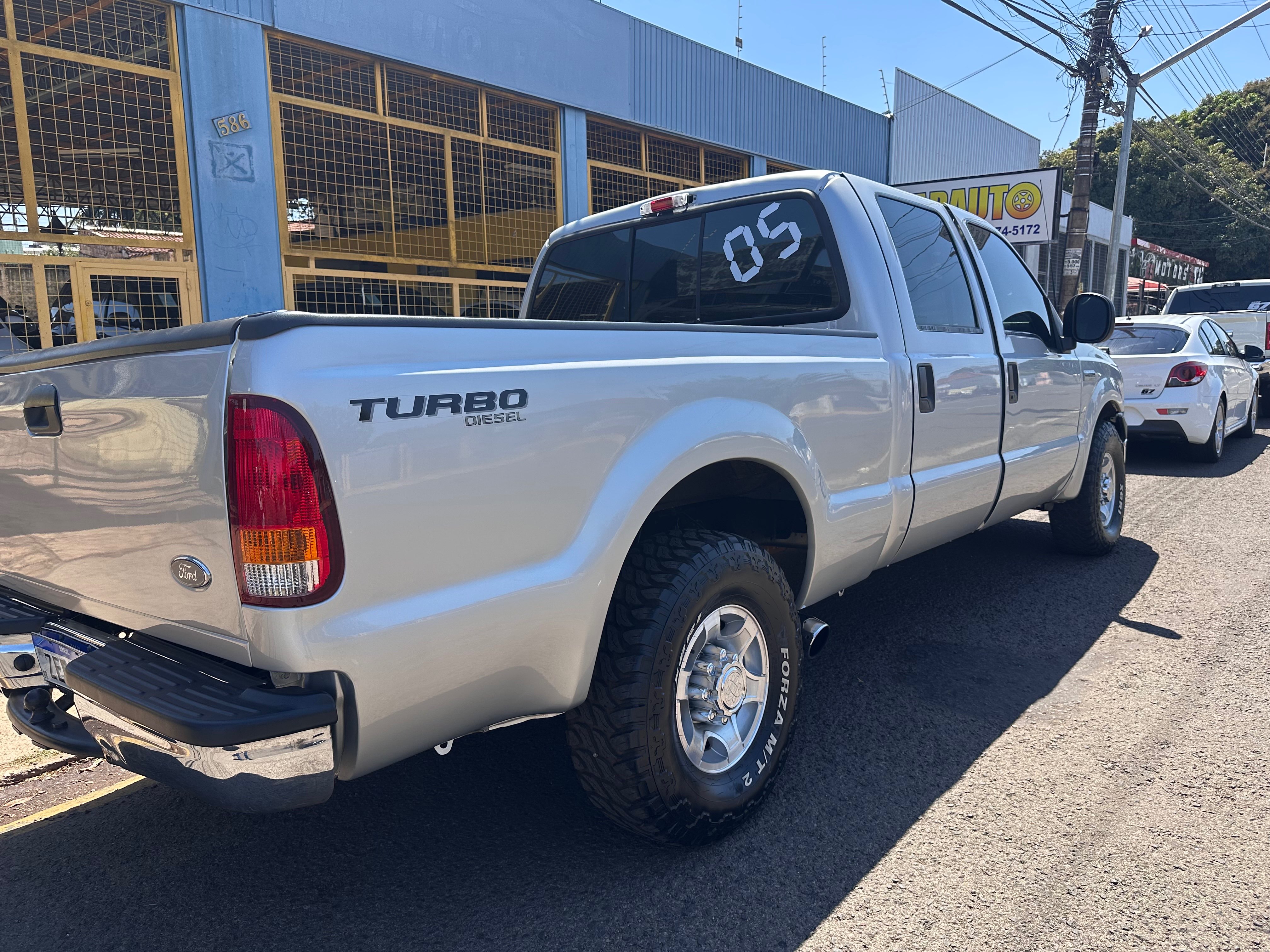 FORD F250 XLT 4.2TD 18v C.D. 2005 - miniatura 4
