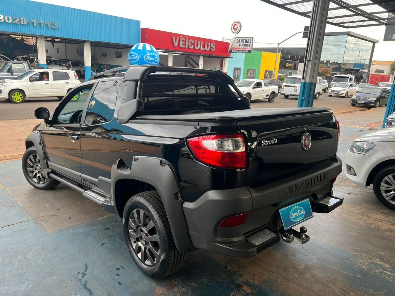 FIAT Strada Adventure 1.8 16v C.D. 2020 - miniatura 3