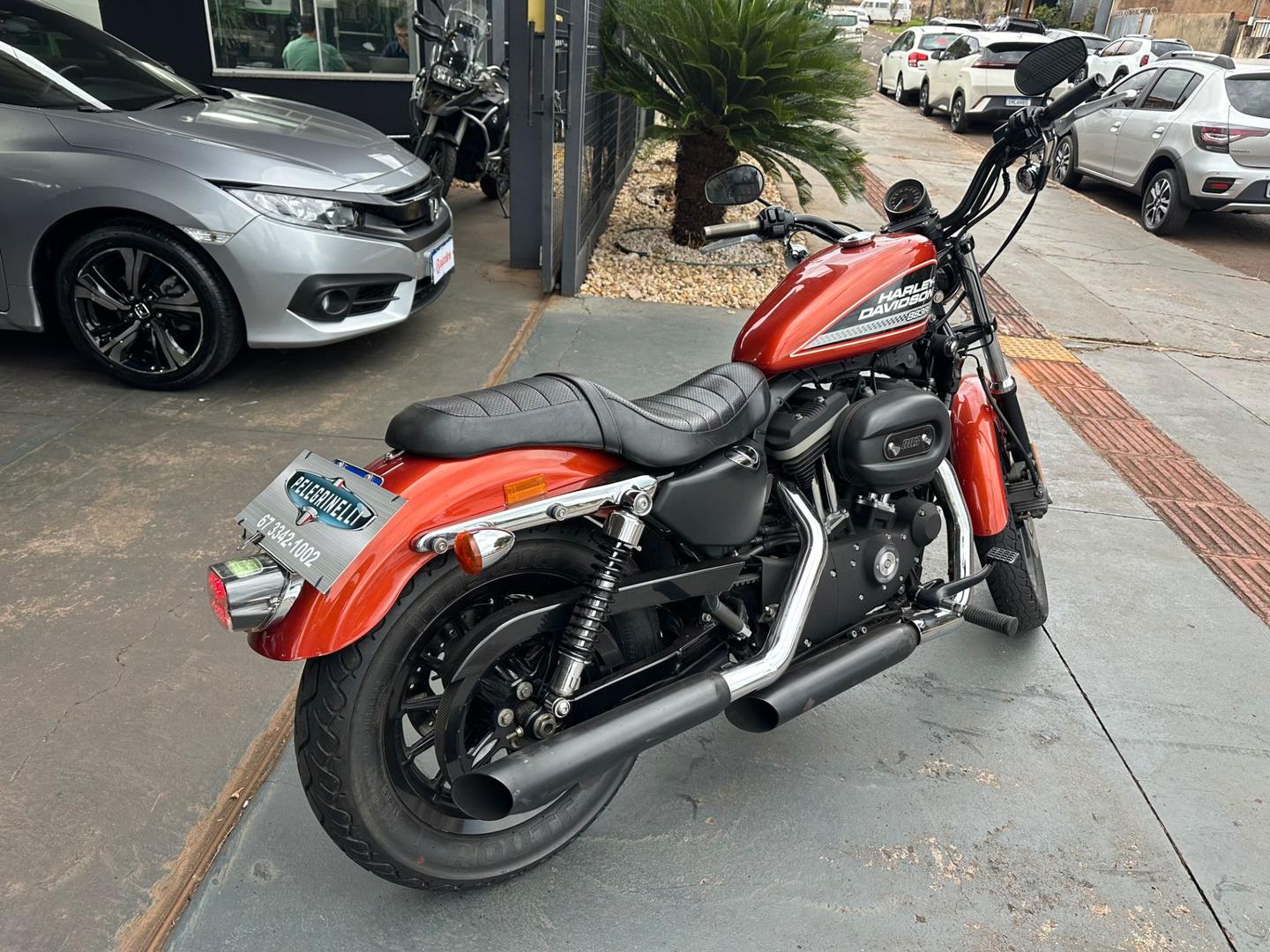 HARLEY-DAVIDSON Sportster XL 883 R 2011 - miniatura 6
