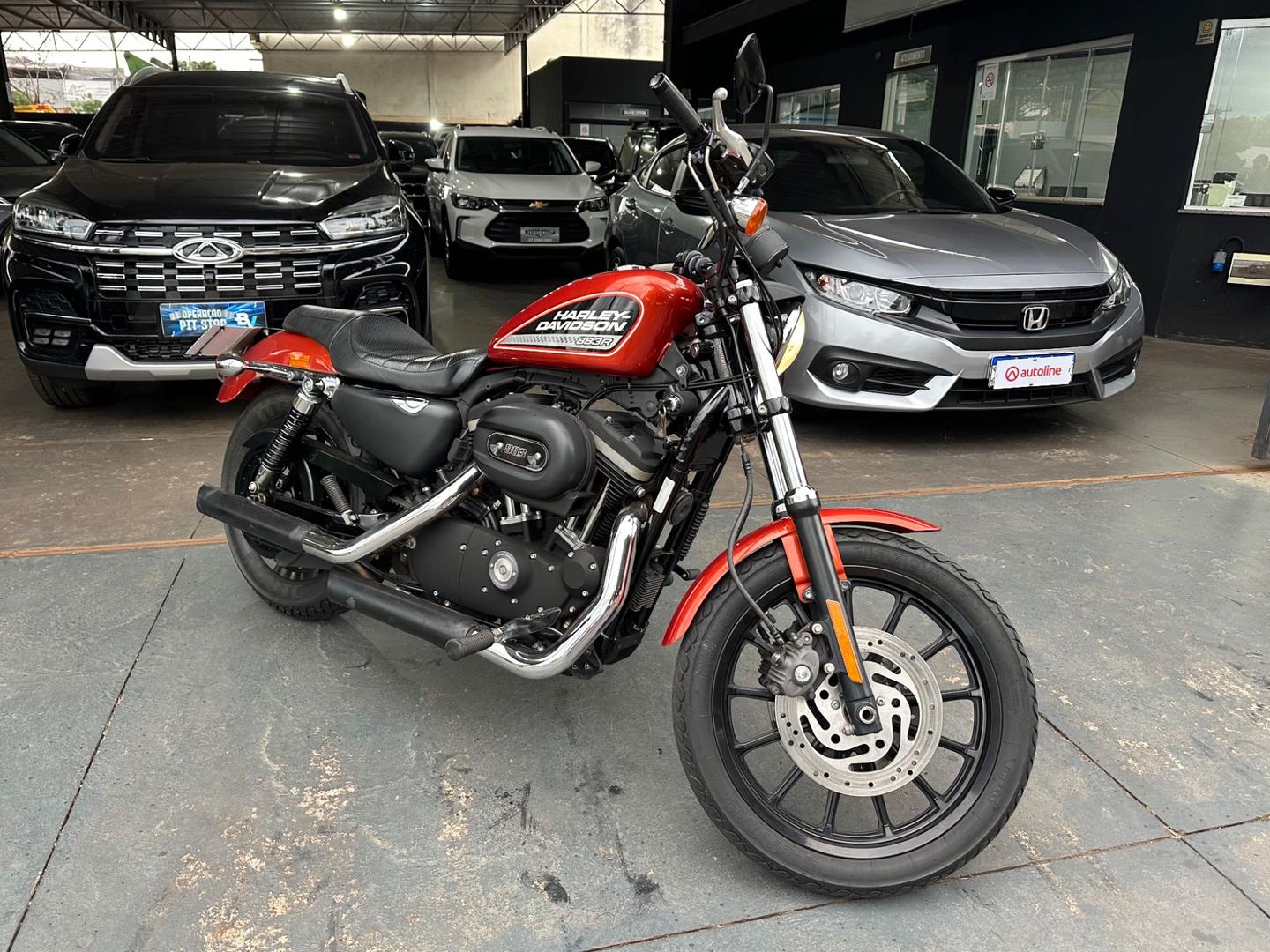 HARLEY-DAVIDSON Sportster XL 883 R 2011 - miniatura 2