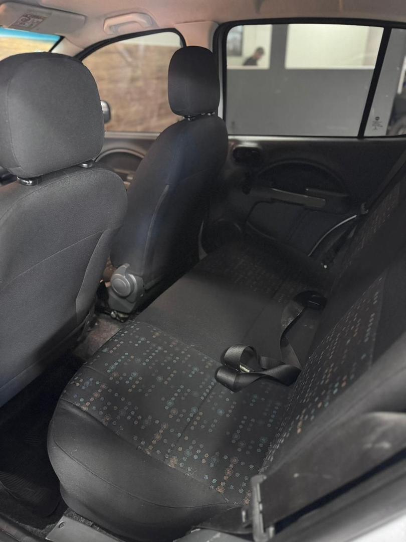 FIAT Uno Vivace 1.0 4p. 2016 - miniatura 9