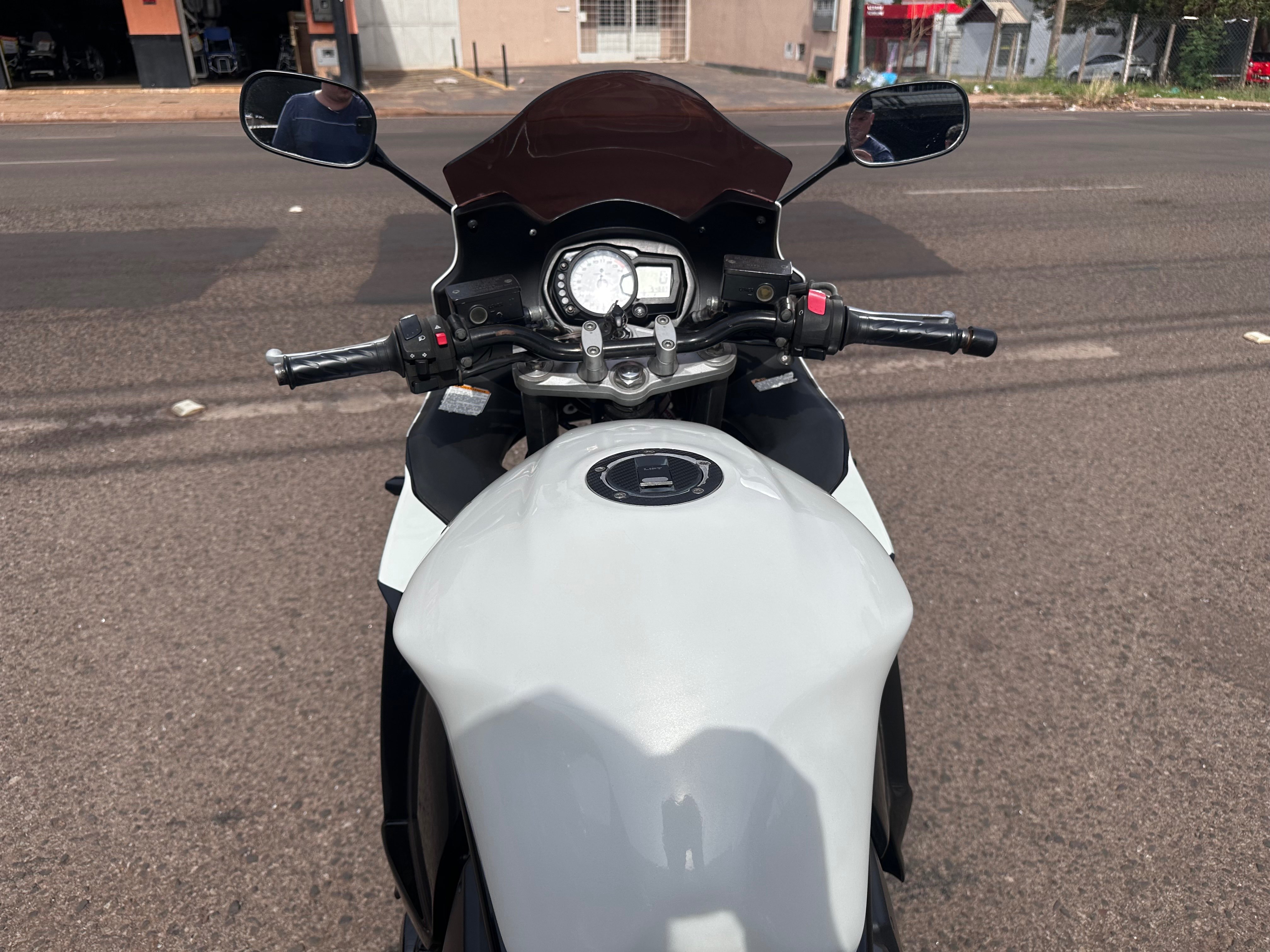 SUZUKI GSX 650 F 2012 - miniatura 2