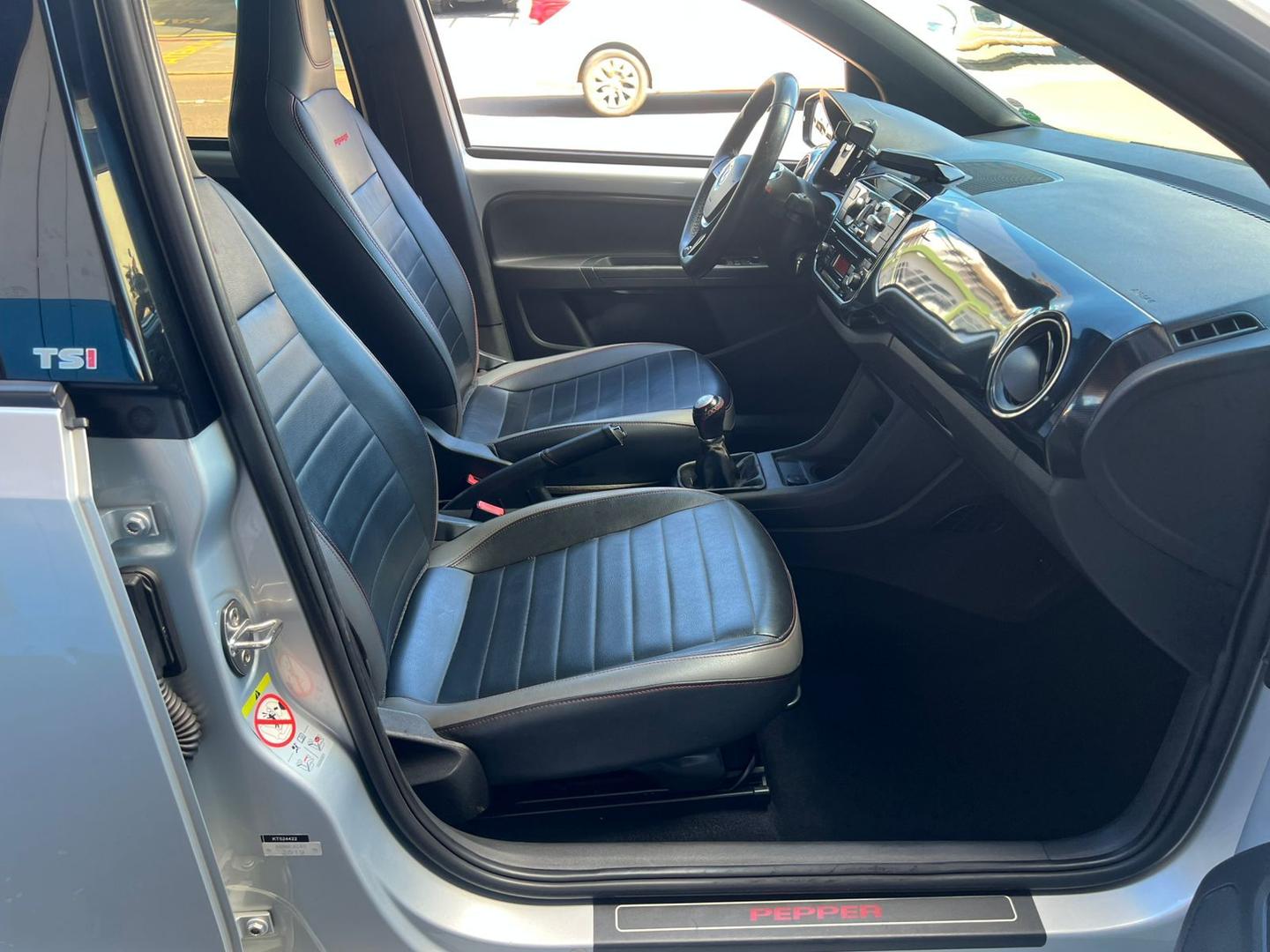 VOLKSWAGEN Up Pepper 1.0 12v TSi 4p. 2019 - miniatura 7