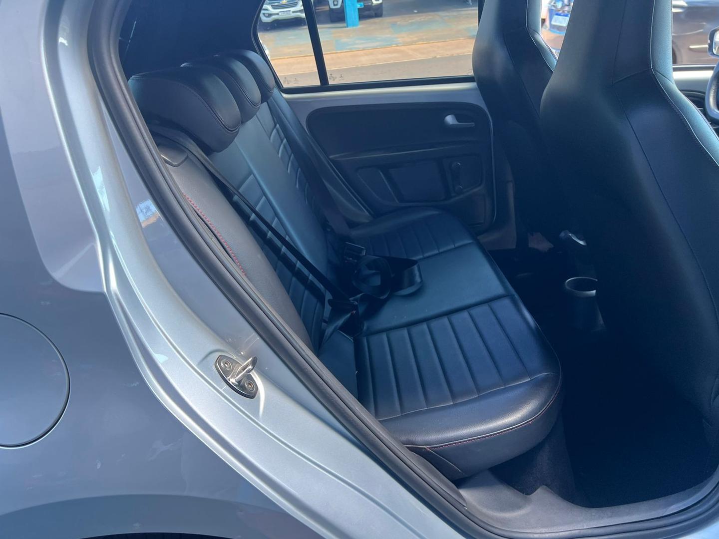 VOLKSWAGEN Up Pepper 1.0 12v TSi 4p. 2019 - miniatura 8