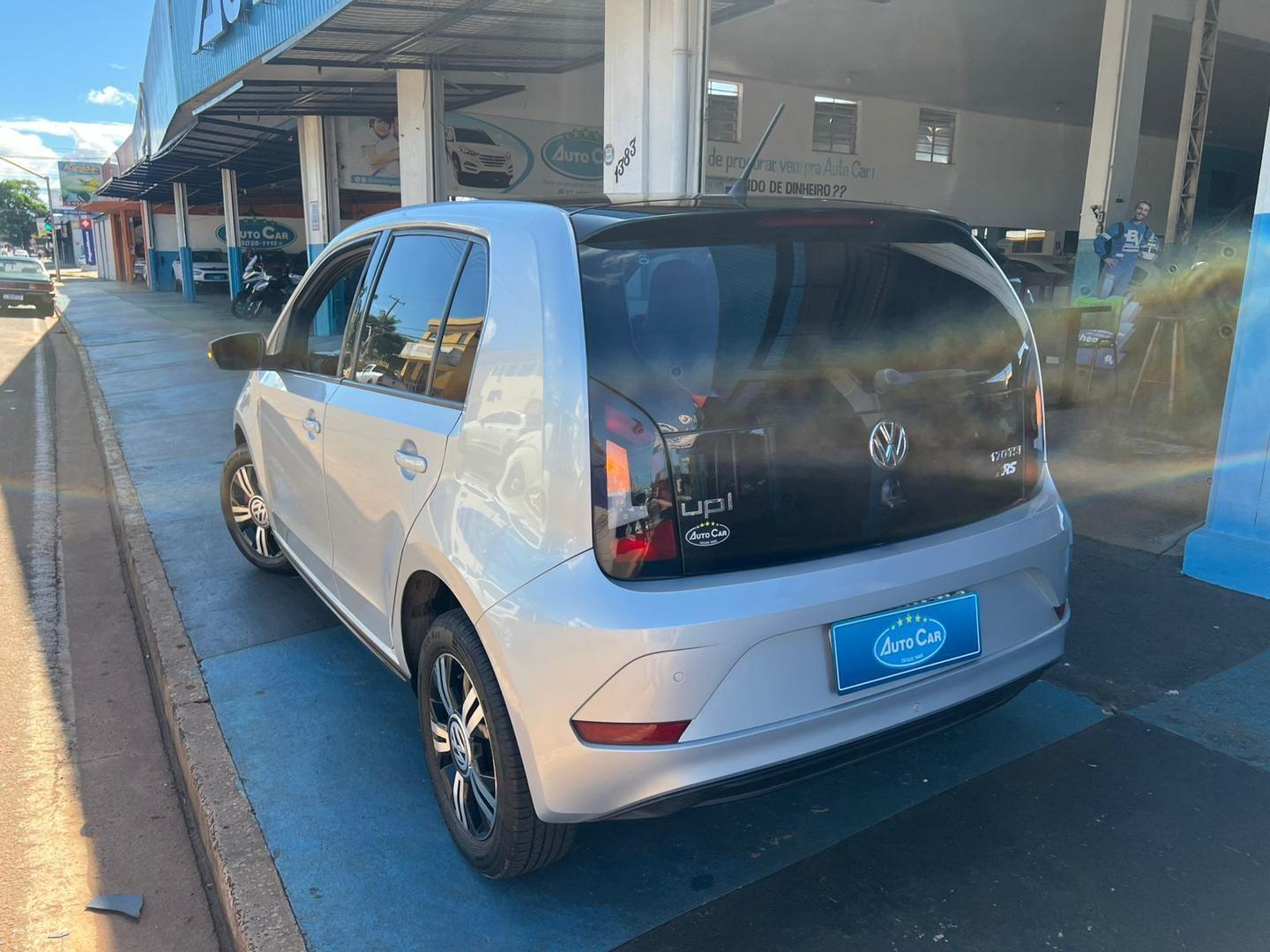 VOLKSWAGEN Up Pepper 1.0 12v TSi 4p. 2019 - miniatura 4