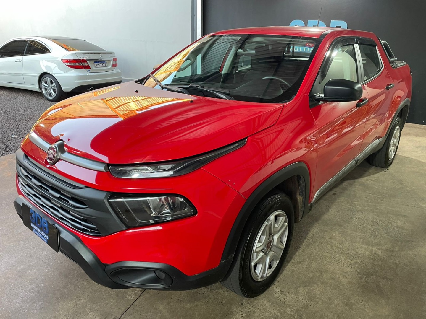 Vista principal de FIAT Toro Endurance 1.8 16v 2021