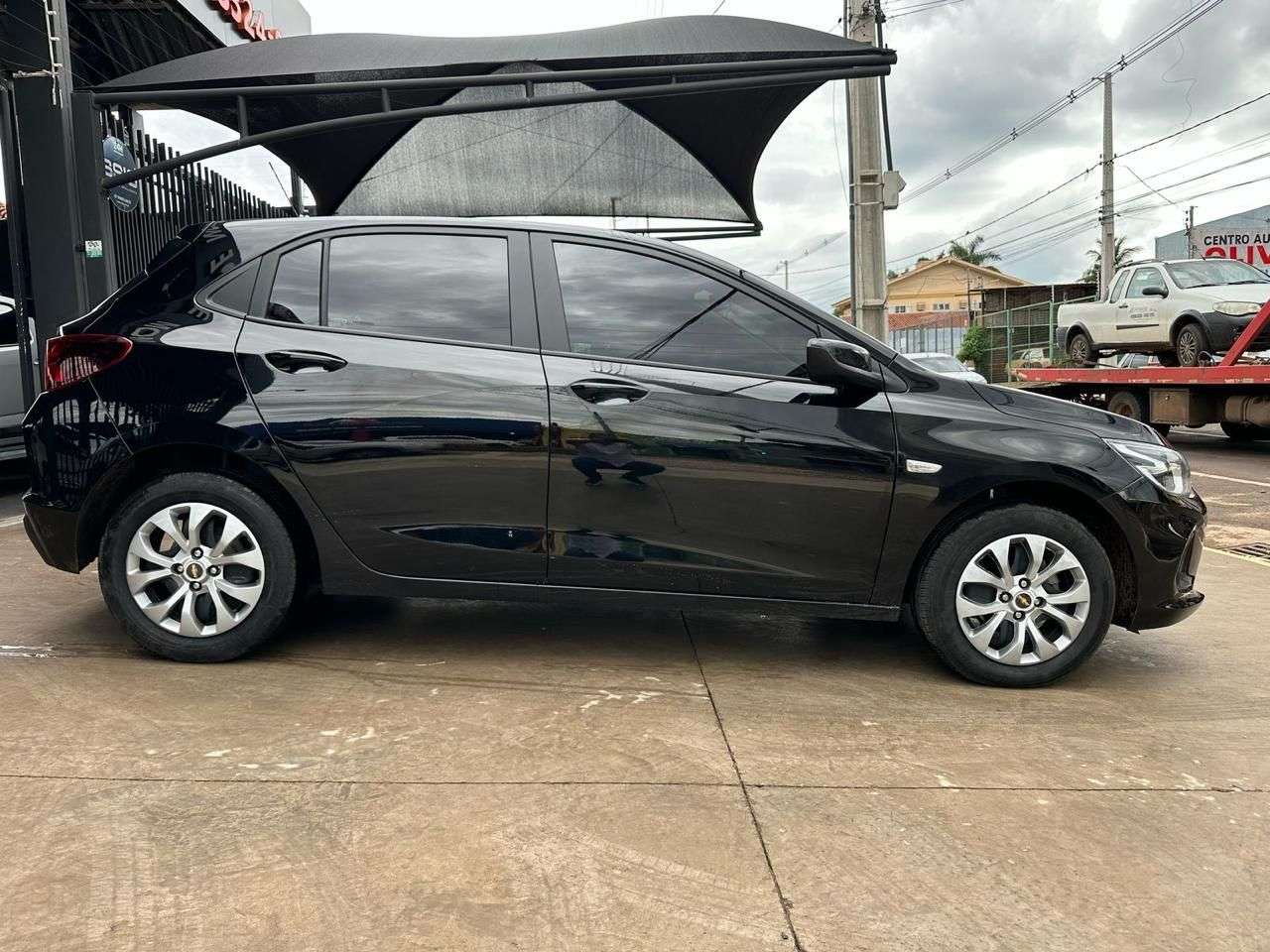 CHEVROLET Onix LT 1.0 2024 - miniatura 3