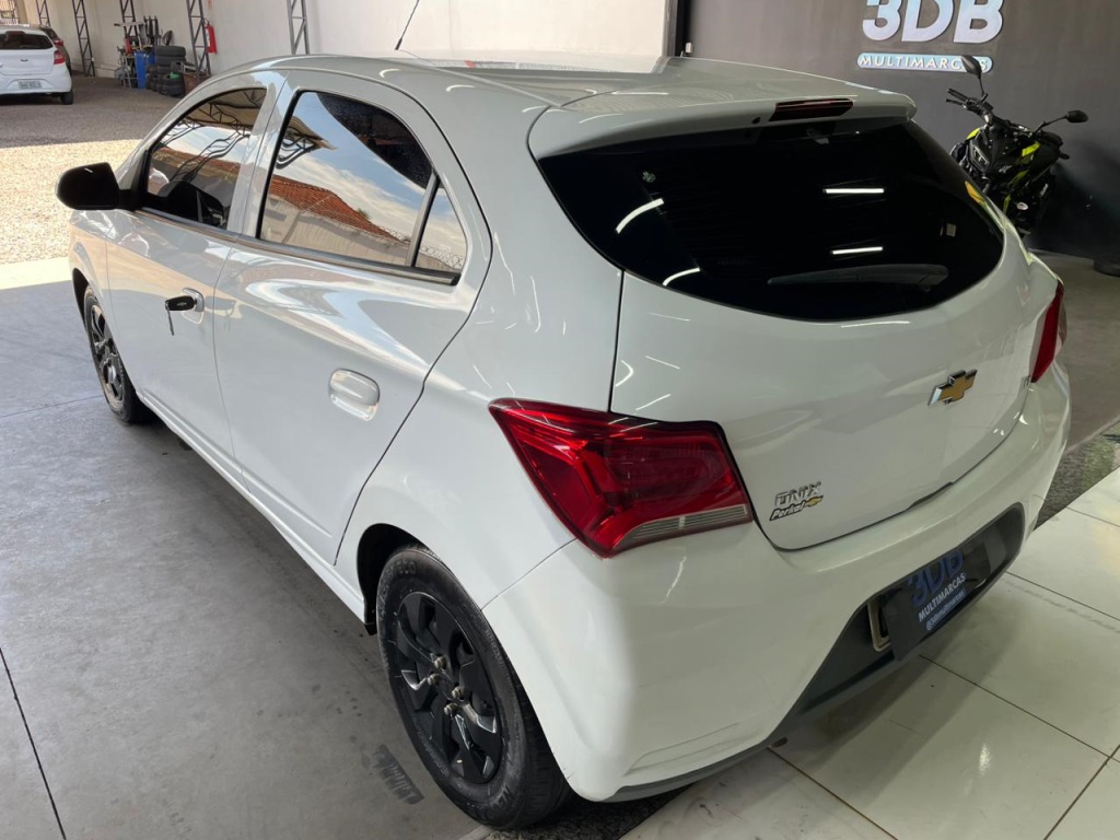 CHEVROLET Onix LT 1.0 2019 - miniatura 10