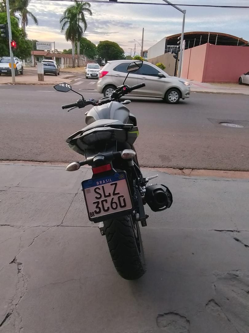 YAMAHA FZ25 250 Fazer 2024 - miniatura 4