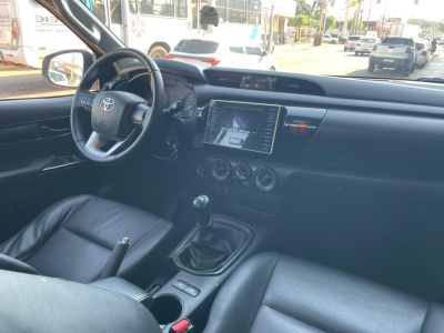TOYOTA Hilux D4-D 2.8TDi 16v 4X4 C.D. 2019 - miniatura 6