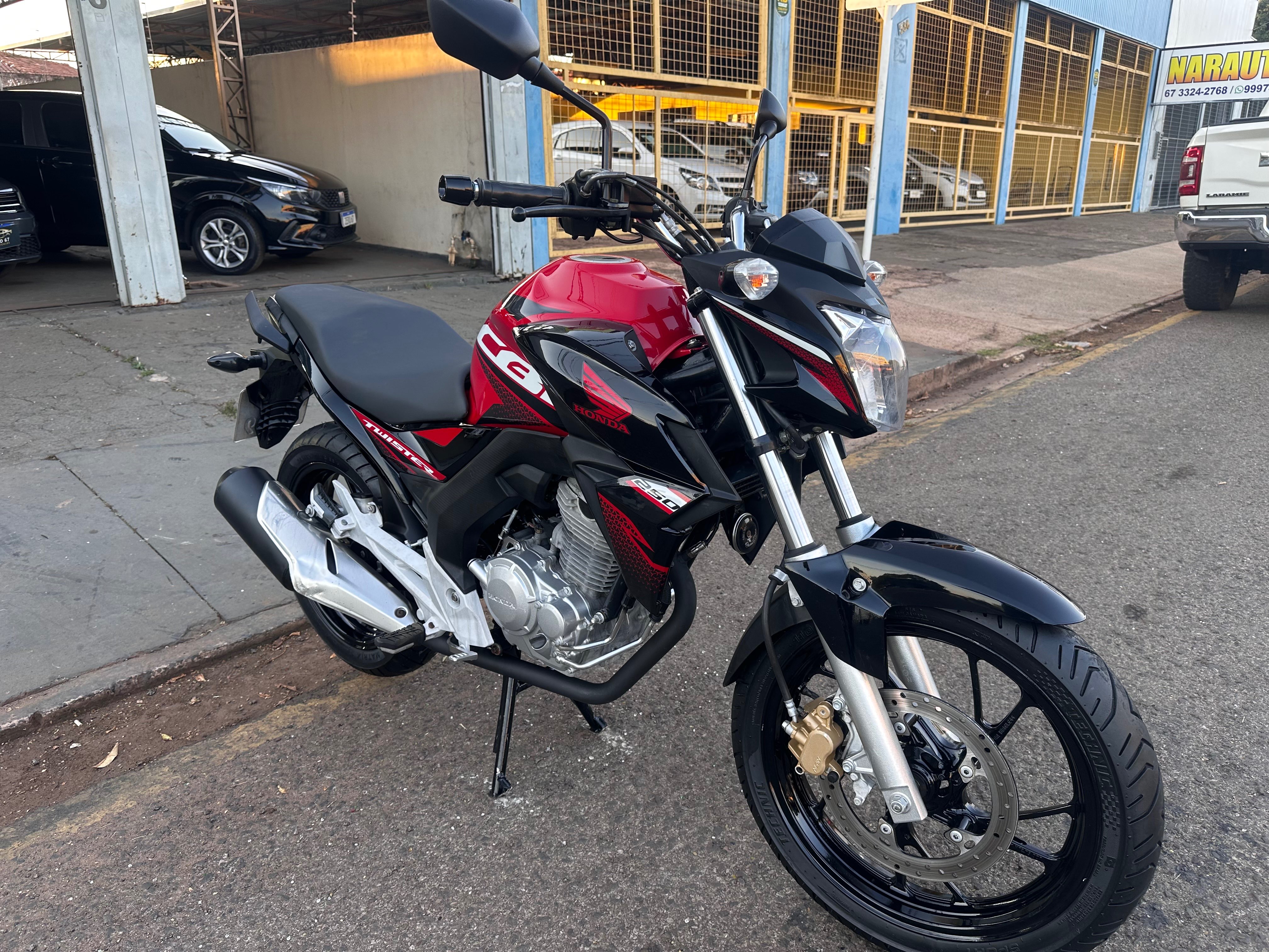 HONDA CB 250i Twister 2017