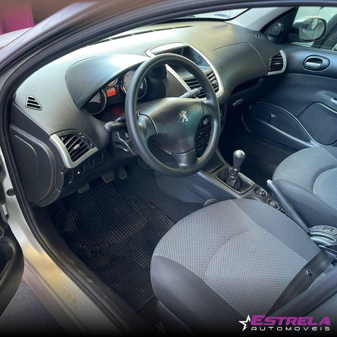 PEUGEOT 207 XR S 1.4 4p. 2013 - miniatura 10