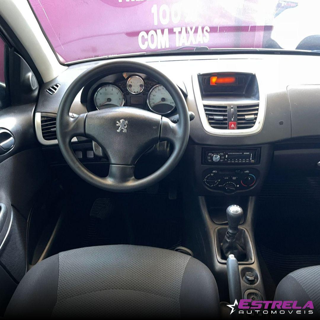 PEUGEOT 207 XR S 1.4 4p. 2013 - miniatura 7