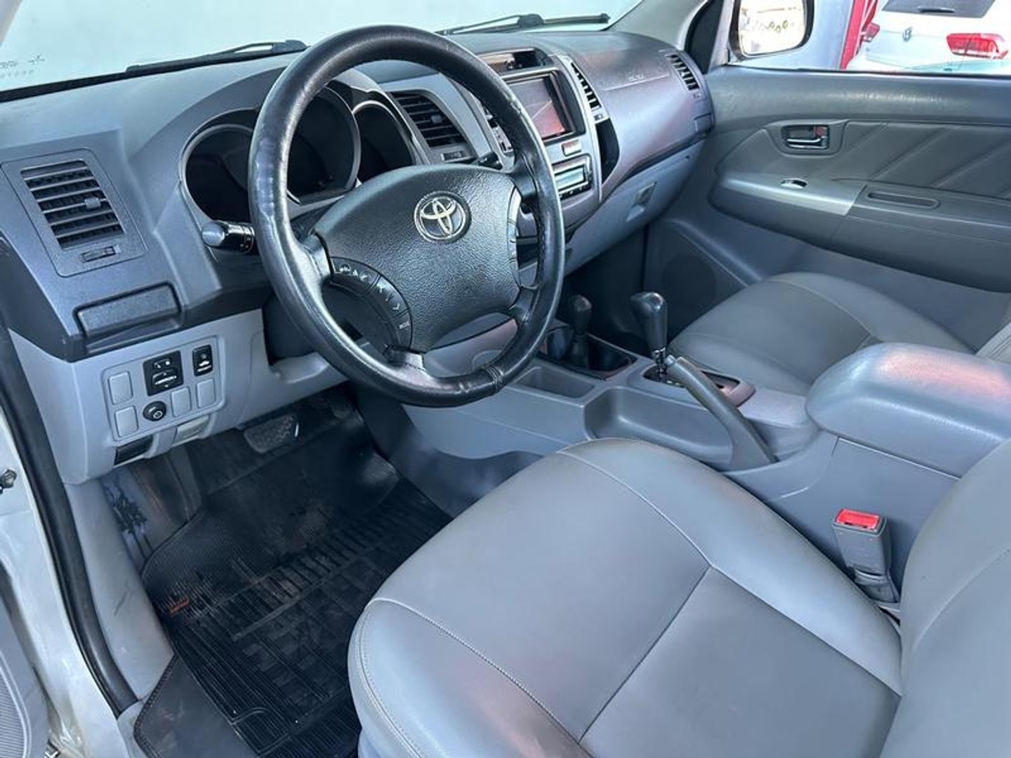 TOYOTA Hilux SRV D4-D 3.0TDi 16v 4X4 C.D. 2009 - miniatura 8