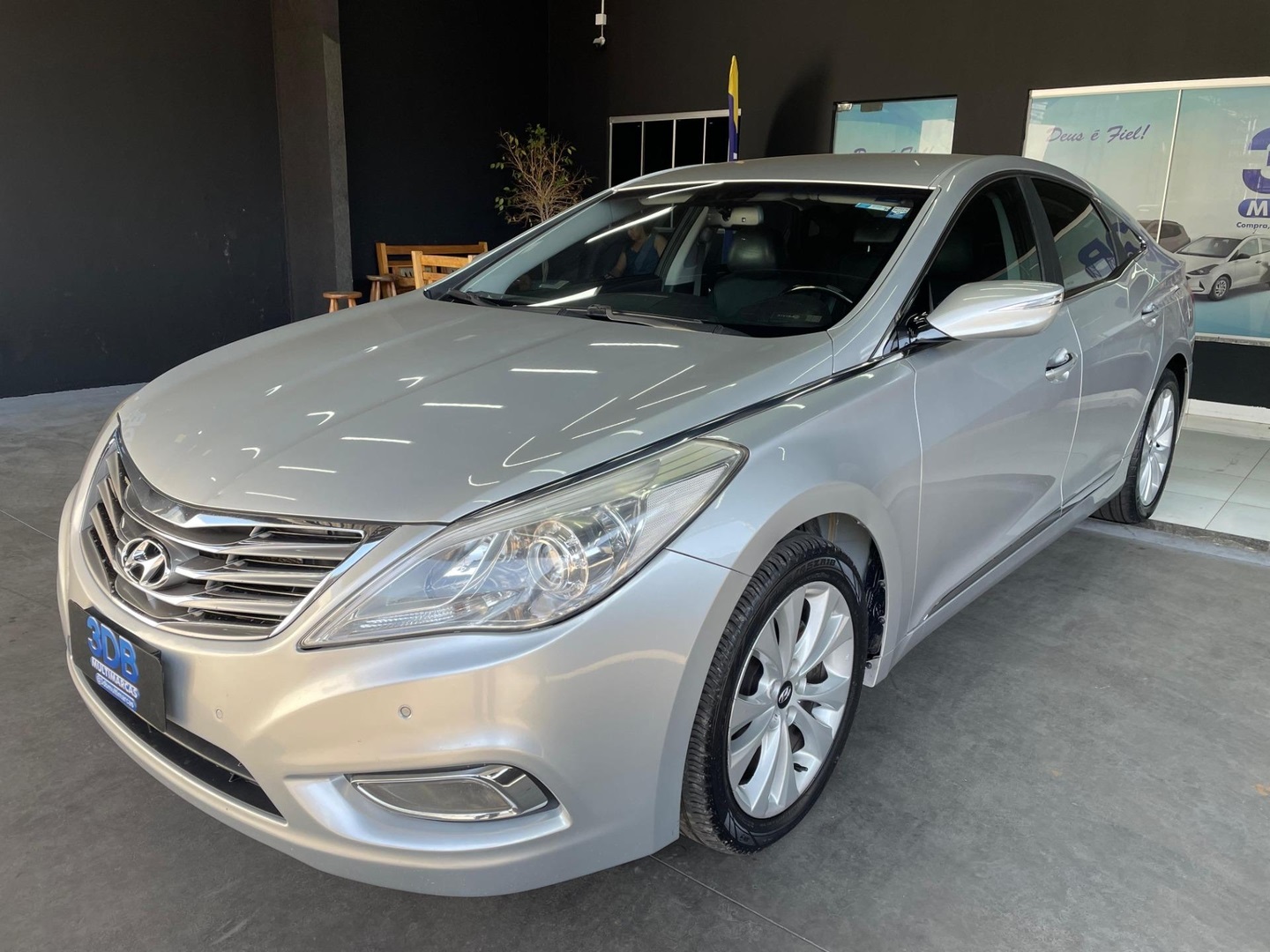 HYUNDAI Azera GLS 3.0 V6 24v 2013
