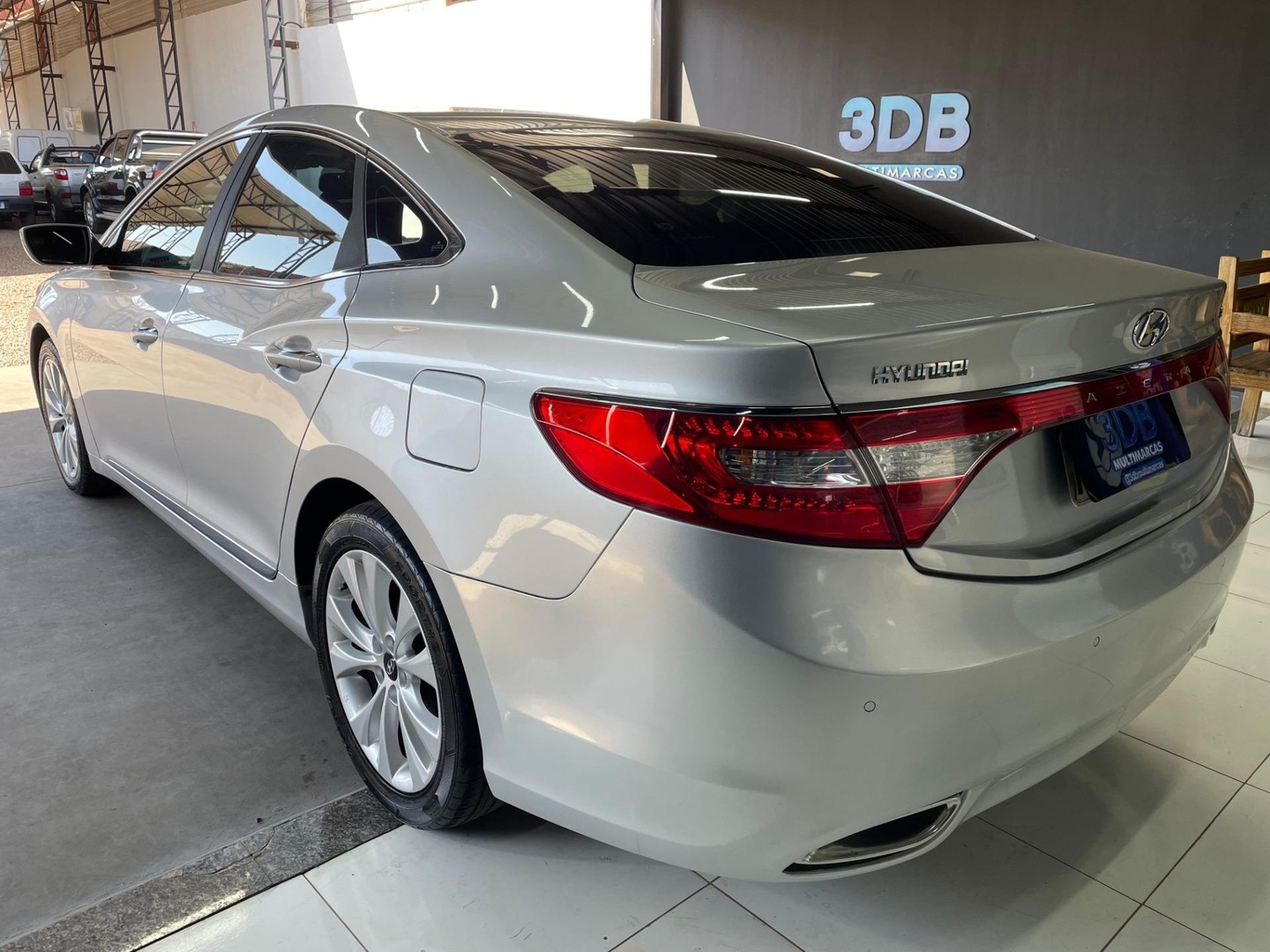 HYUNDAI Azera GLS 3.0 V6 24v 2013 - miniatura 10