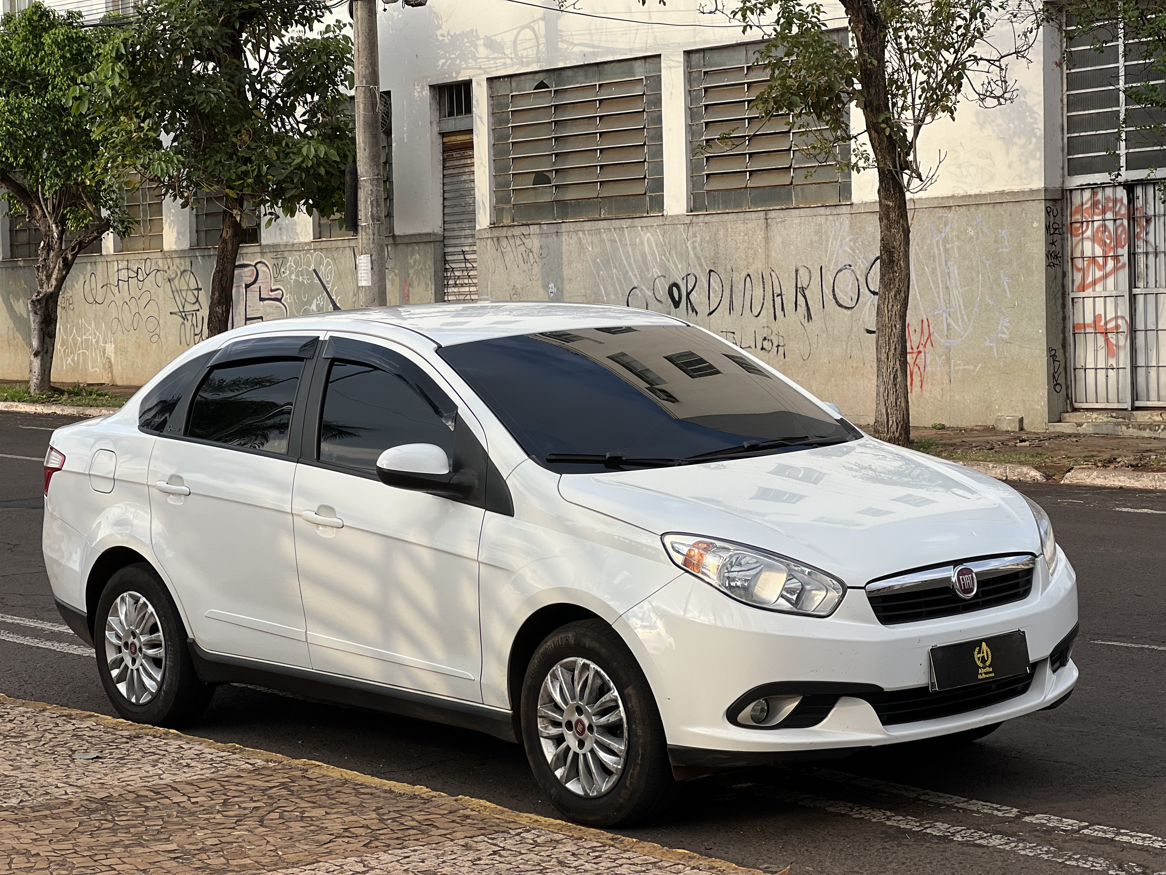 FIAT Grand Siena Attractive 1.4 2016 - miniatura 2