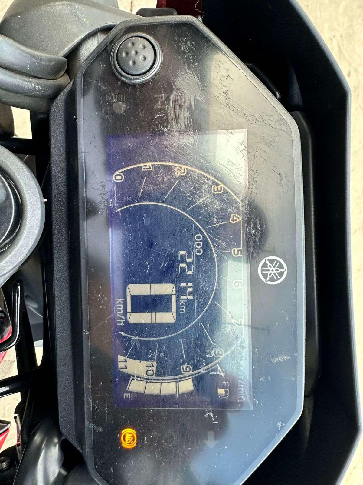 YAMAHA FZ25 250 Fazer 2025 - miniatura 4
