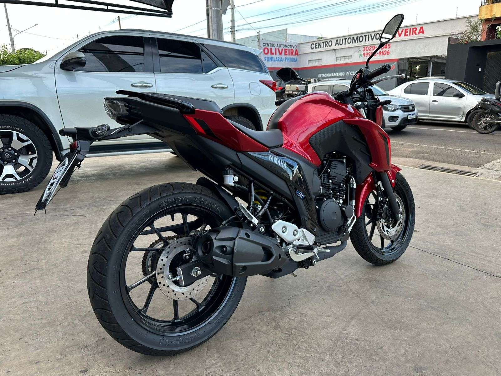 YAMAHA FZ25 250 Fazer 2025 - miniatura 5