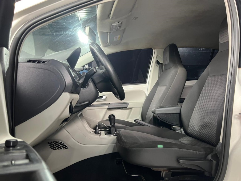 VOLKSWAGEN Up Move 1.0 12v 4p. 2019 - miniatura 10