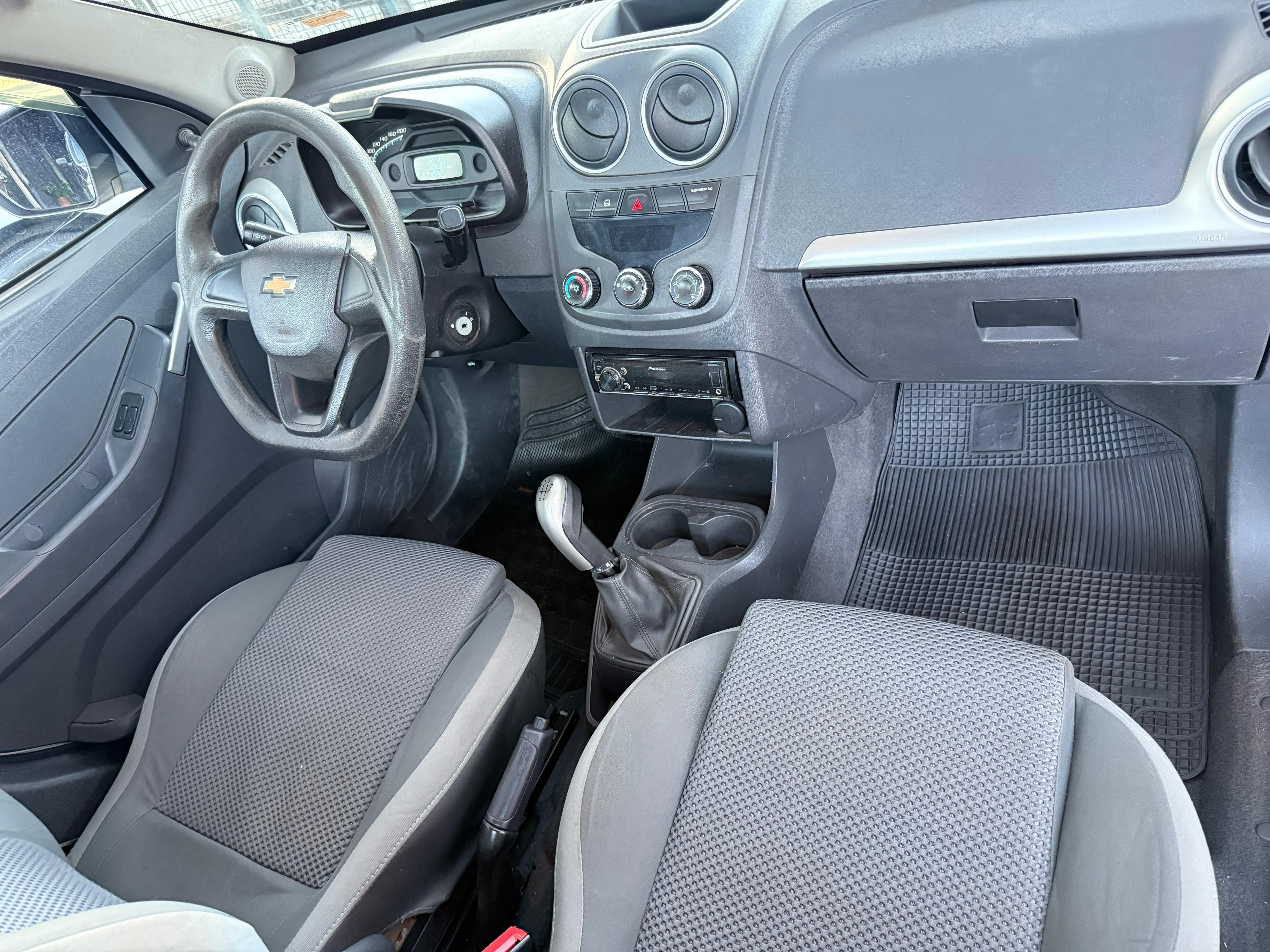 CHEVROLET Montana LS 1.4 2015 - miniatura 8