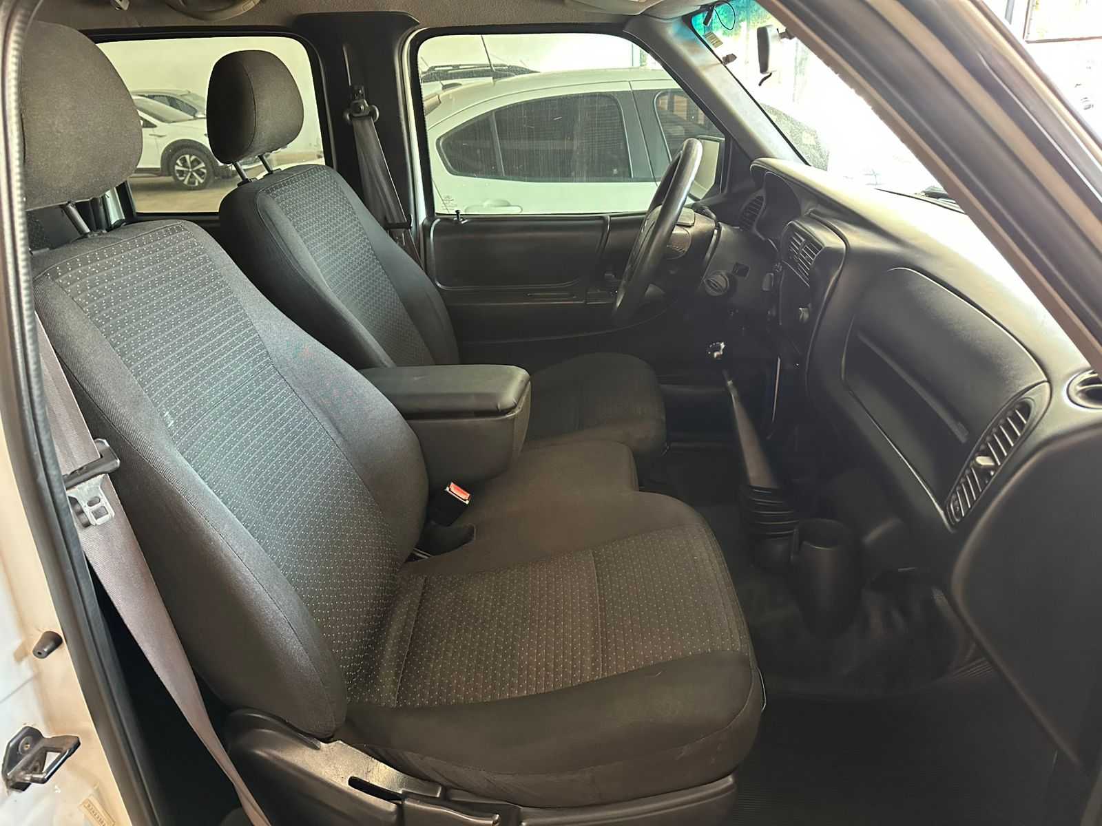 FORD Ranger XL 3.0TDi 16v 4X4 C.D. 2011 - miniatura 10