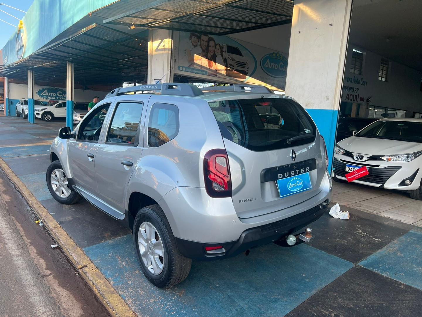 RENAULT Duster 1.6 16v 2019 - miniatura 4
