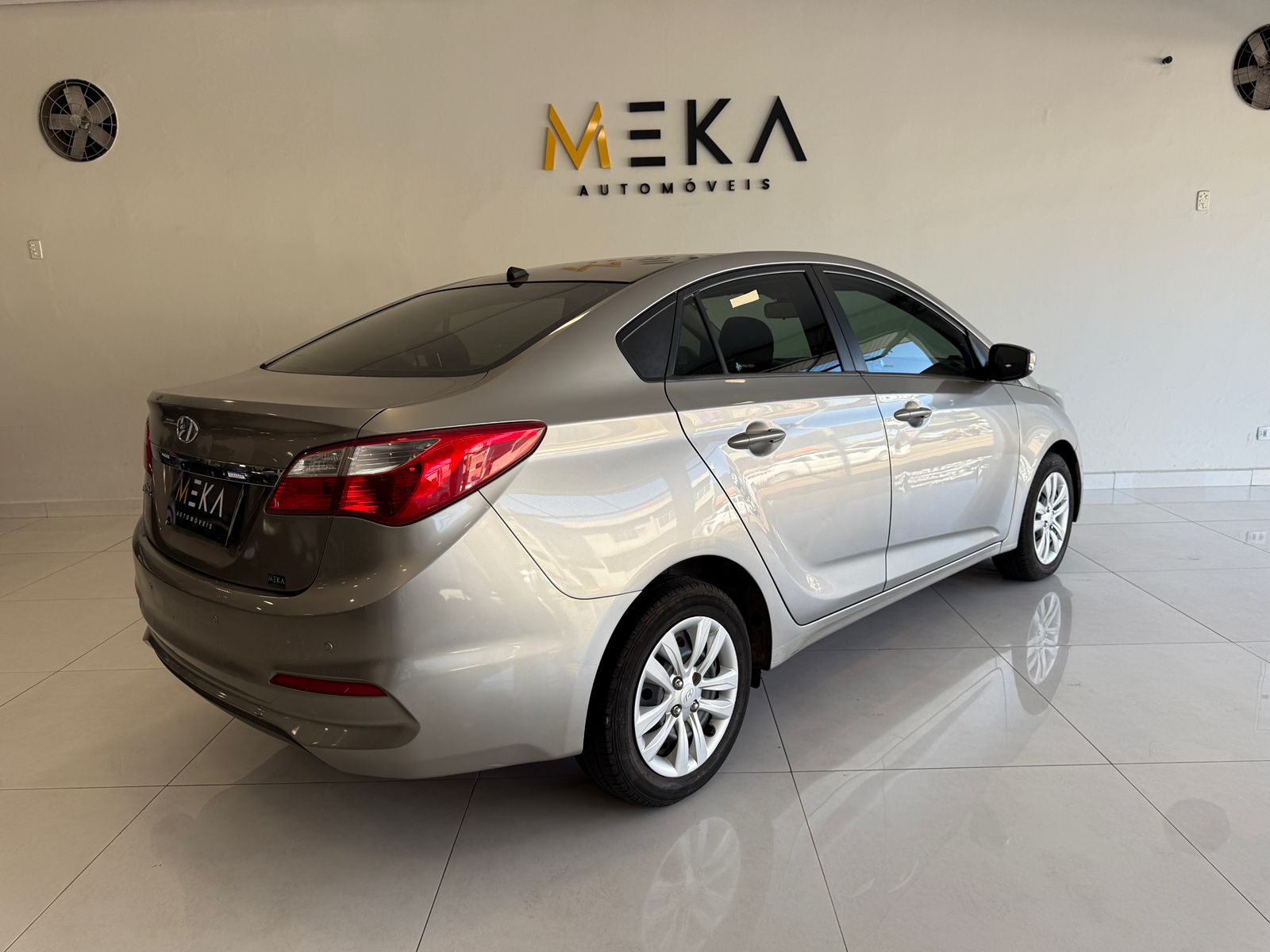 HYUNDAI HB20S Comfort Plus 1.0 12v 2016 - miniatura 6