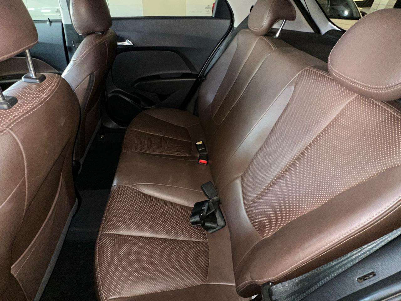 HYUNDAI HB20S Comfort Plus 1.6 16v 2019 - miniatura 9