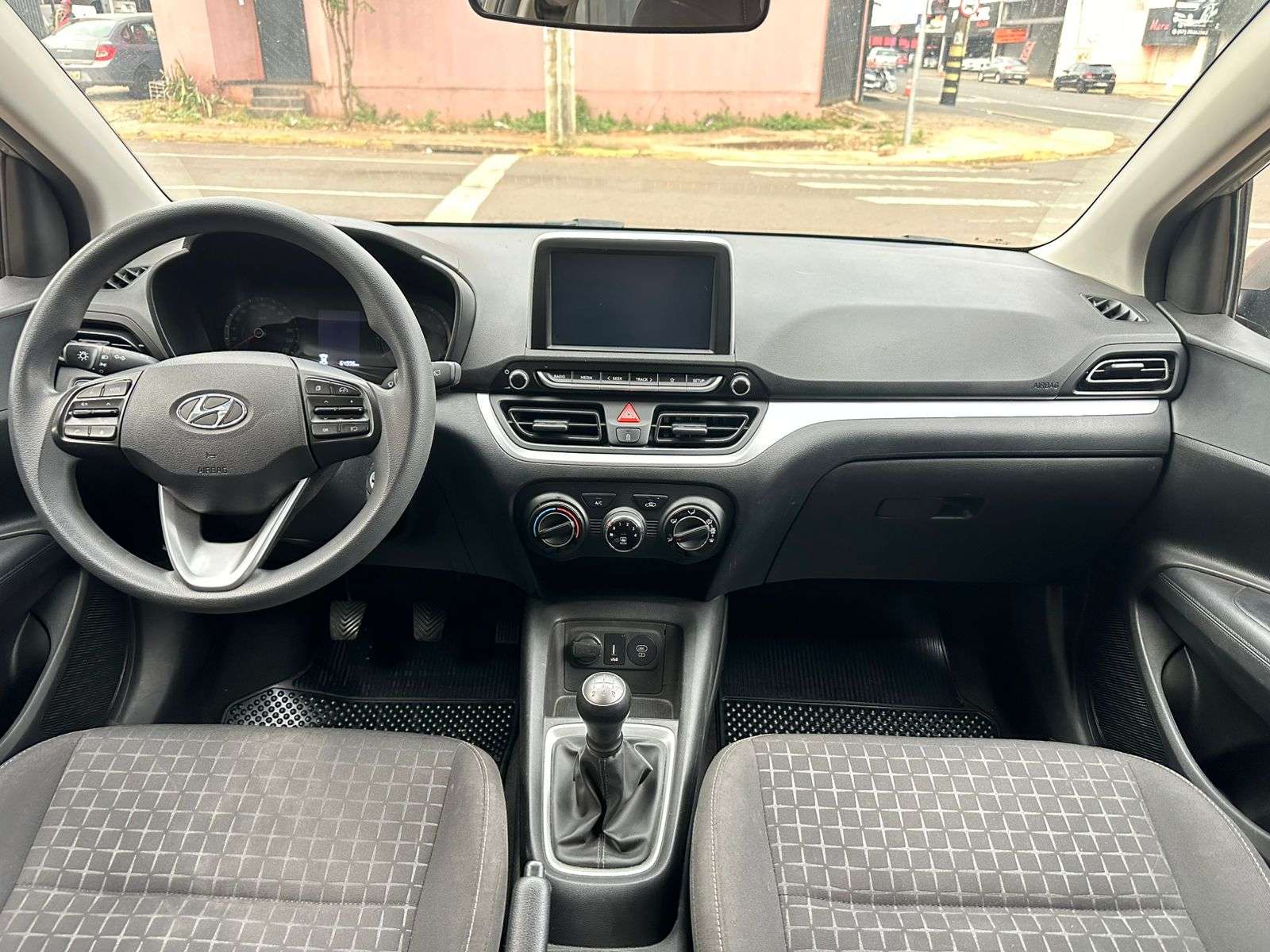 HYUNDAI HB20 Comfort 1.0 12v 2023 - miniatura 6
