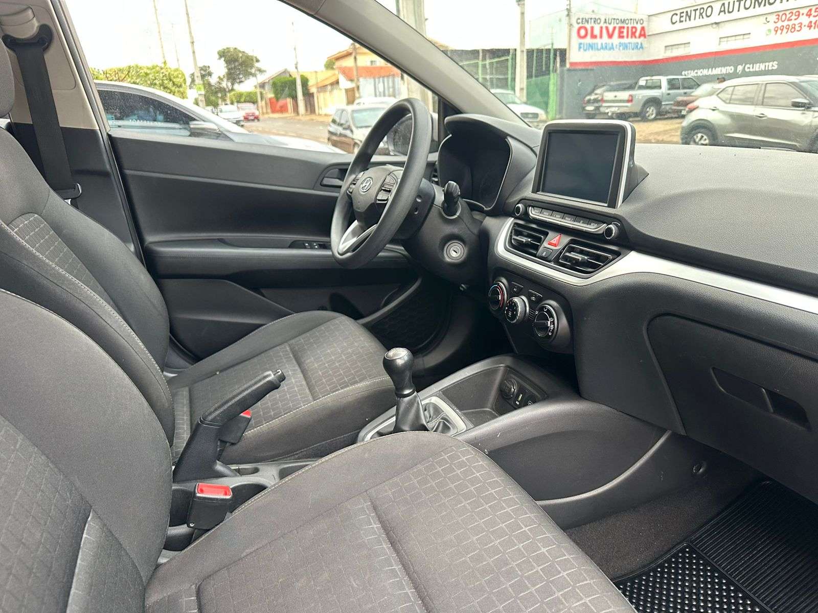 HYUNDAI HB20 Comfort 1.0 12v 2023 - miniatura 8