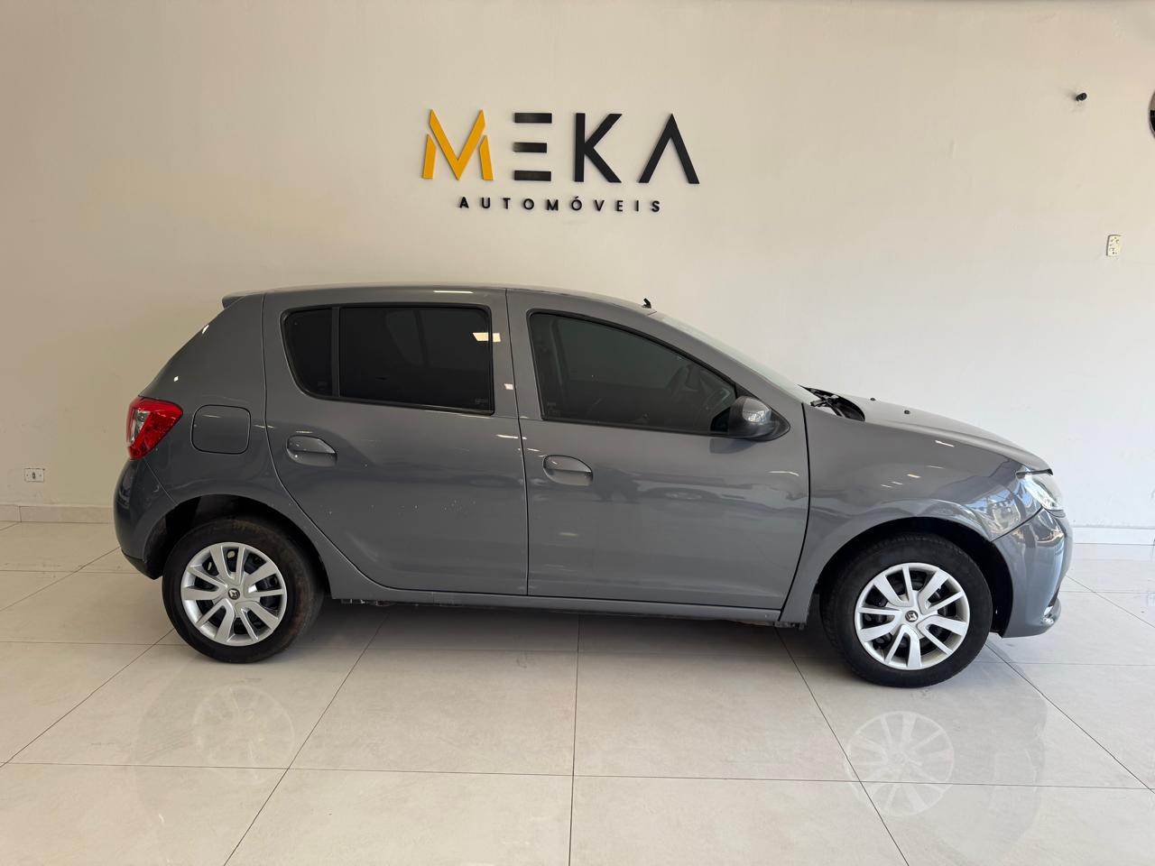 RENAULT Sandero Expression 1.0 12v 2018 - miniatura 3