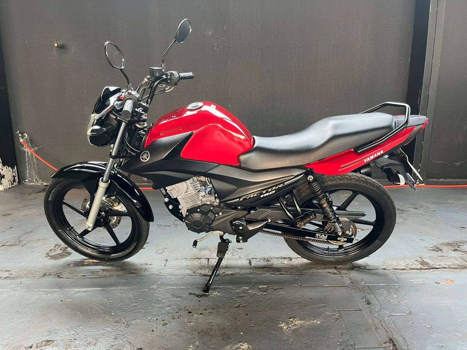 YAMAHA YBR 150 ED Factor 2020 - miniatura 3