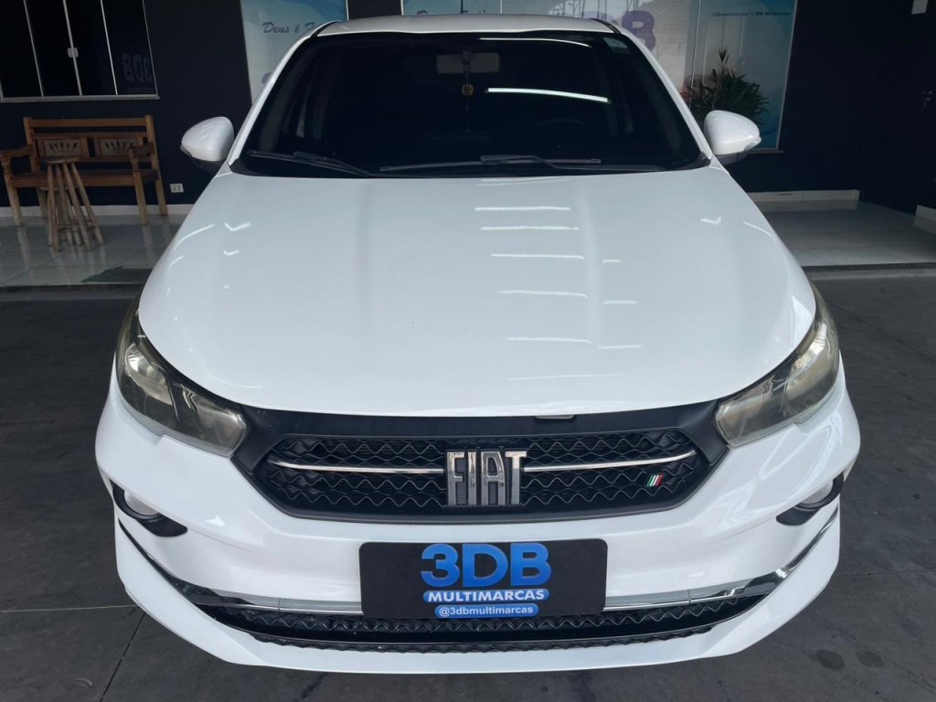FIAT Cronos Precision 1.8 16v 2021 - miniatura 2
