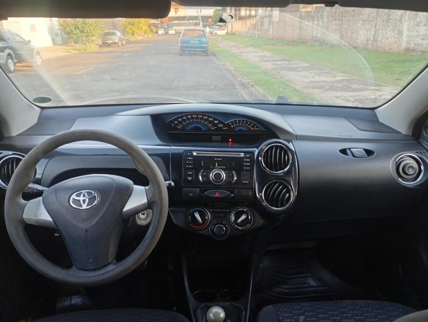 TOYOTA Etios Sedan XS 1.5 16v 2014 - miniatura 6