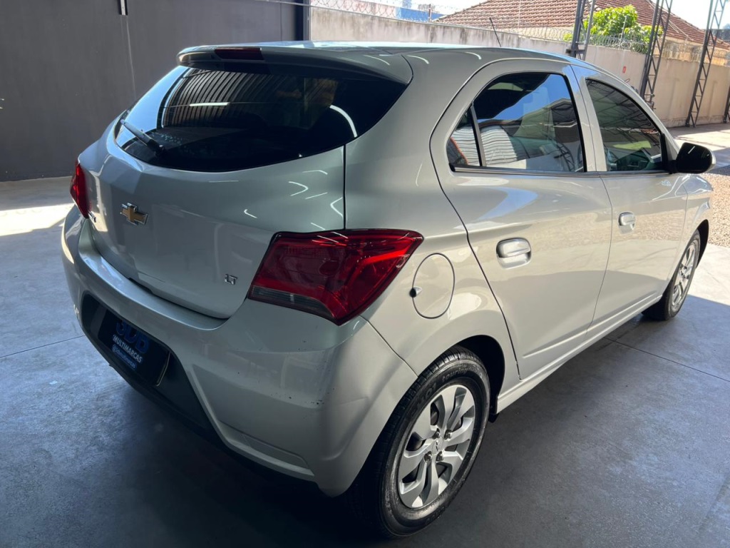 CHEVROLET Onix LT 1.0 2019 - miniatura 4