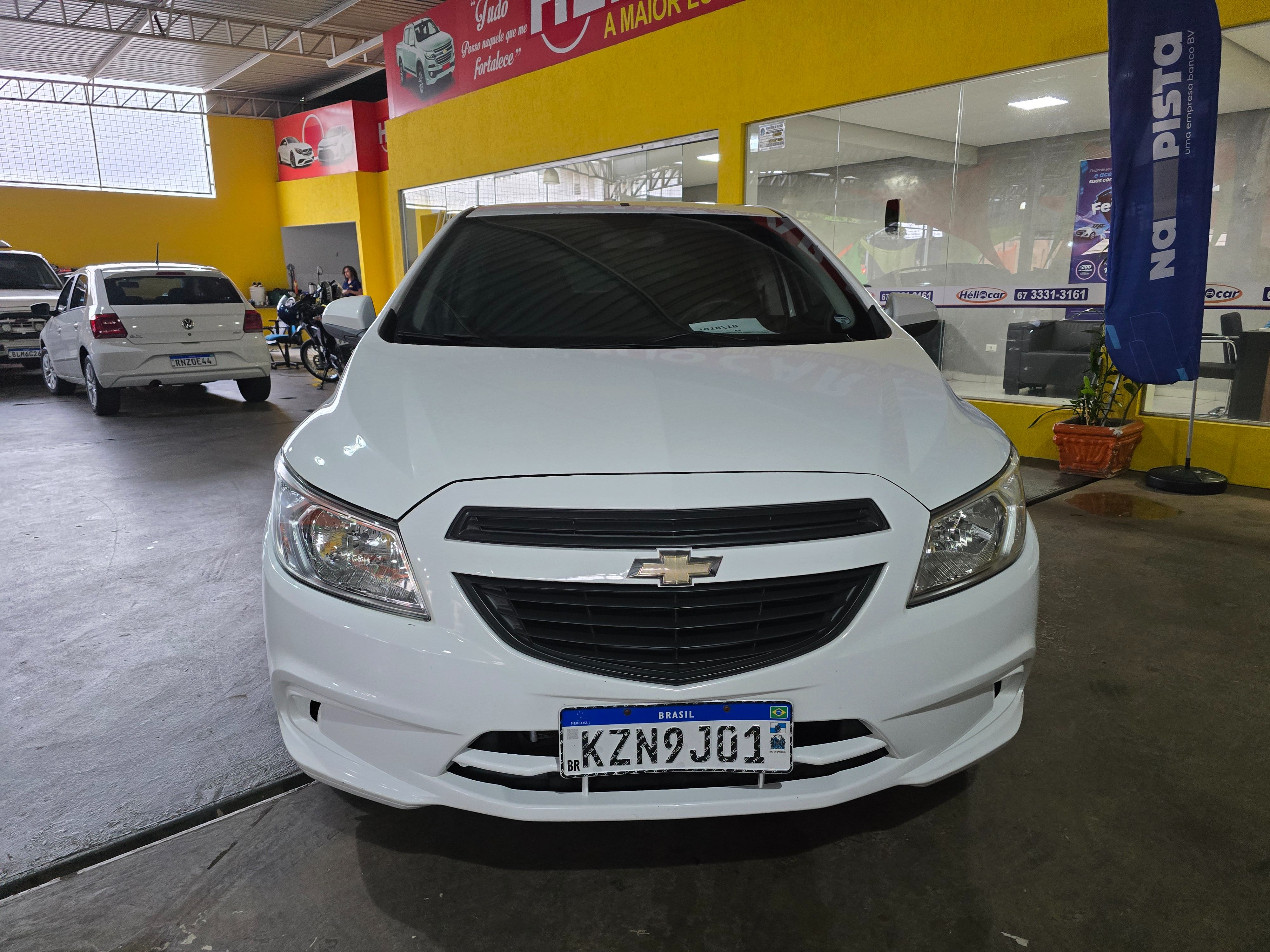 CHEVROLET Onix Joy 1.0 2018 - miniatura 3