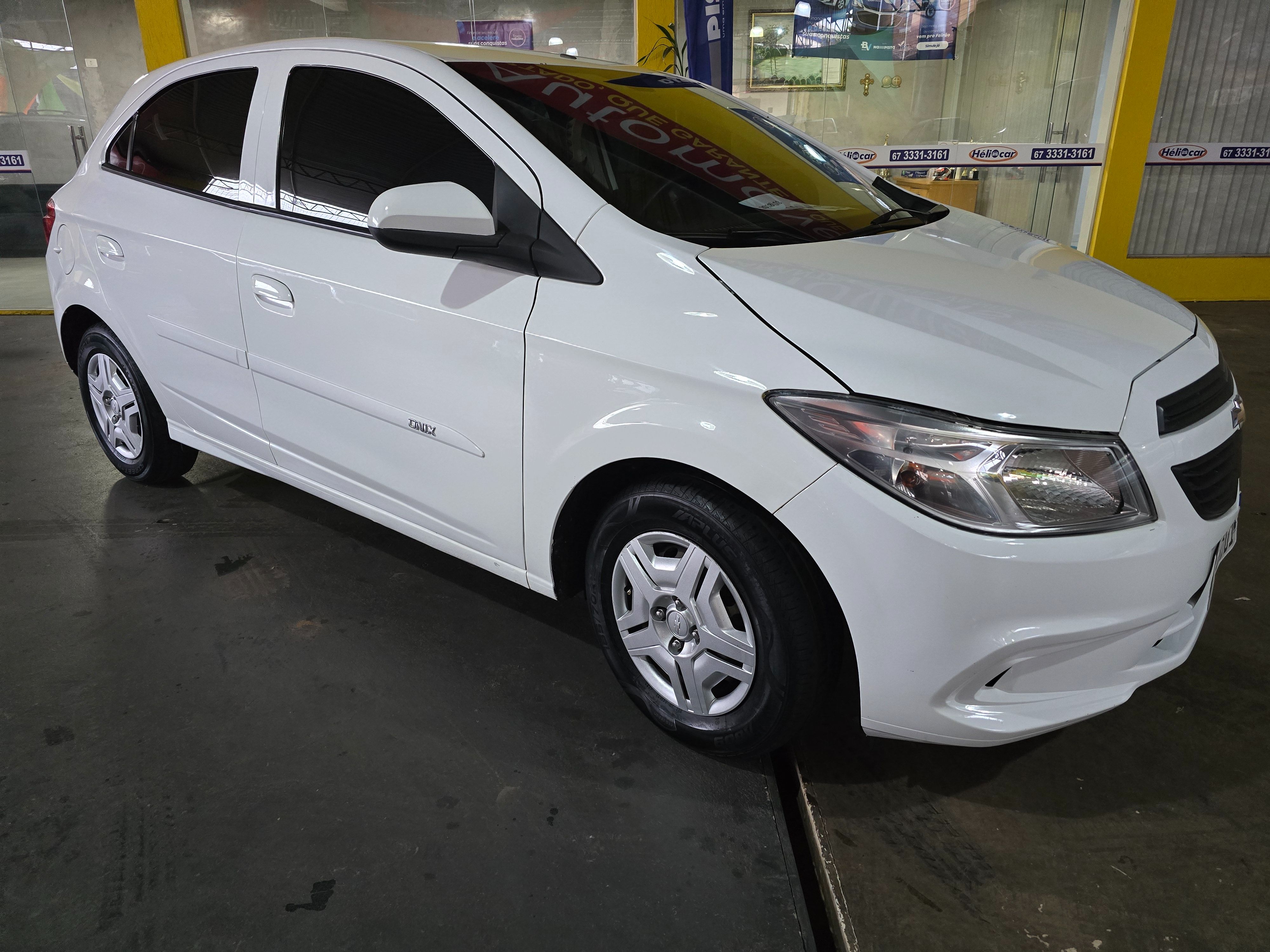 CHEVROLET Onix Joy 1.0 2018 - miniatura 2