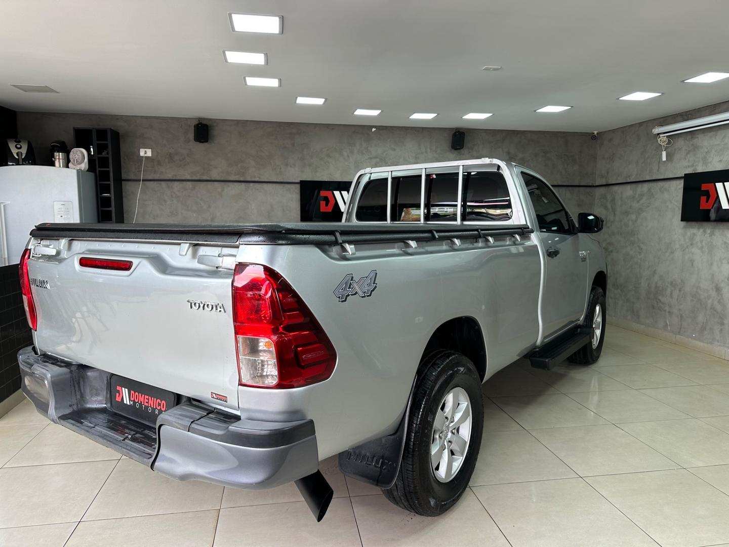 TOYOTA Hilux D4-D 2.8TDi 16v 4X4 C.S. 2017 - miniatura 4