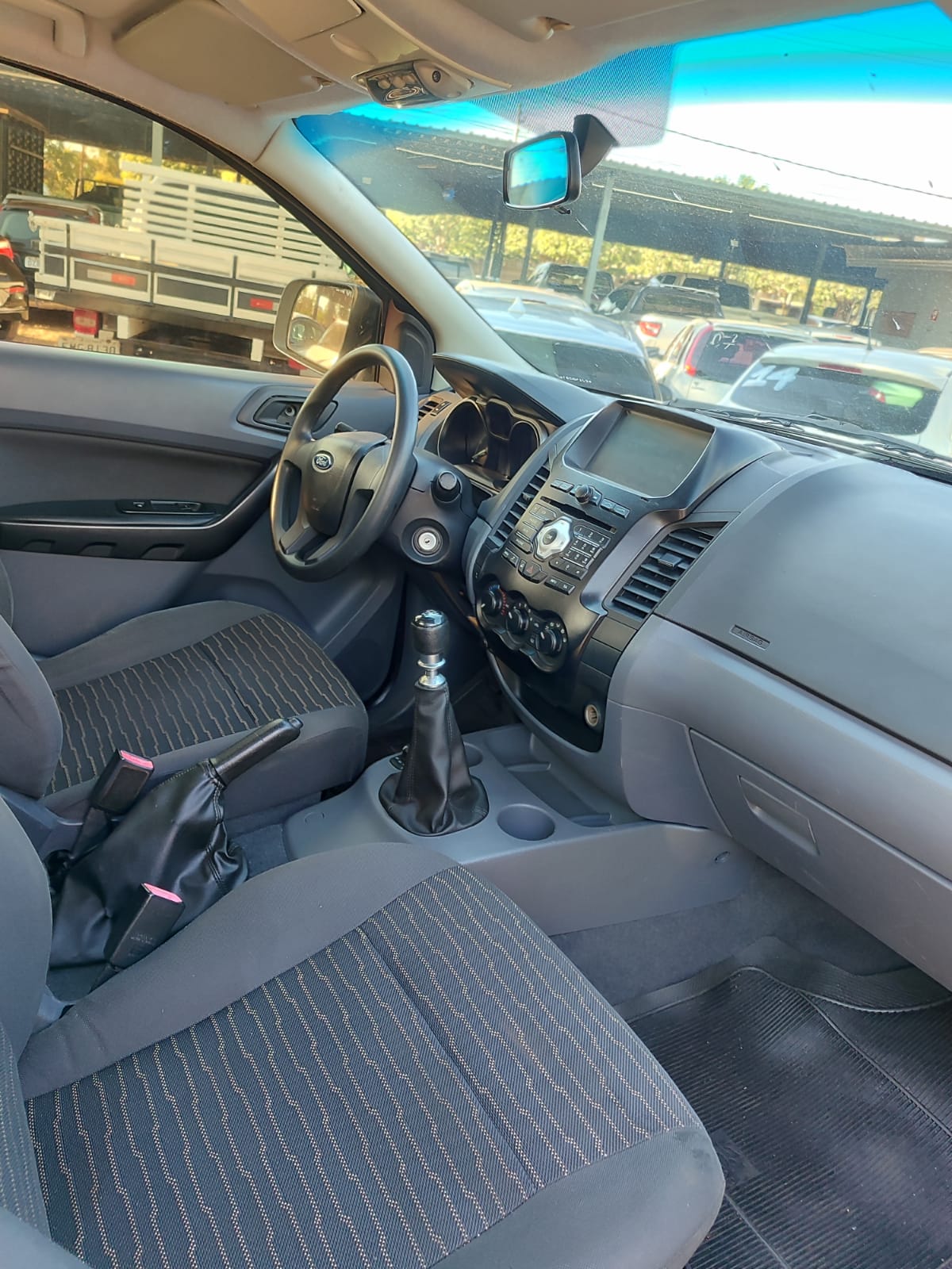 FORD Ranger XLS 3.2TDCi 20v 4x4 C.S. 2014 - miniatura 9