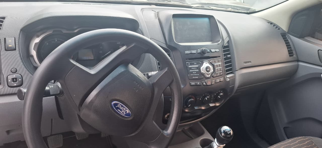 FORD Ranger XLS 3.2TDCi 20v 4x4 C.S. 2014 - miniatura 7