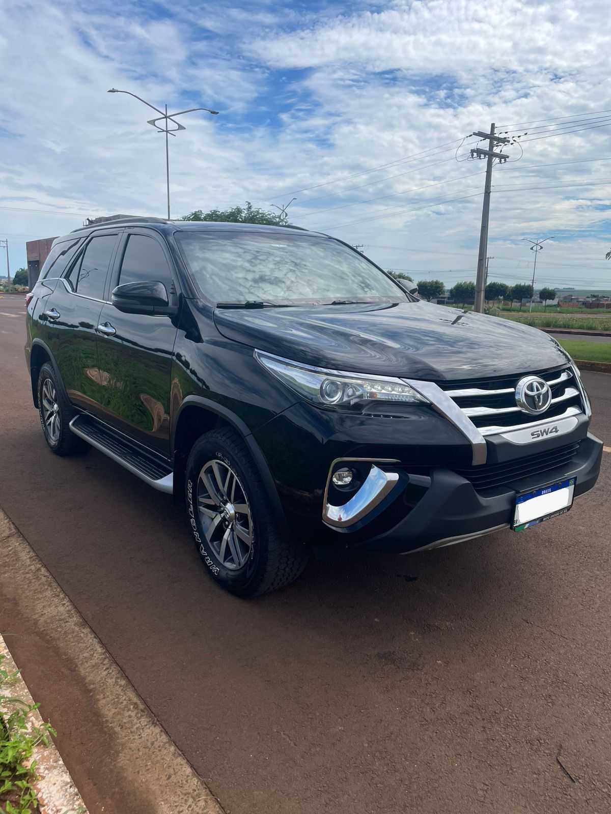 TOYOTA Hilux SW4 SRX D4-D 2.8TDi 16v 4x4 2019 - miniatura 3